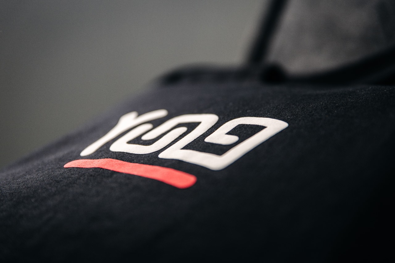 Y U N G Linked Up Edition 1 Tshirt