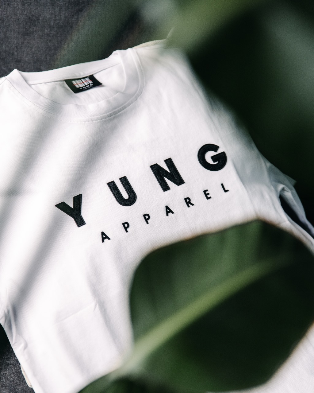 Y U N G Classic 3D logo T Shirt