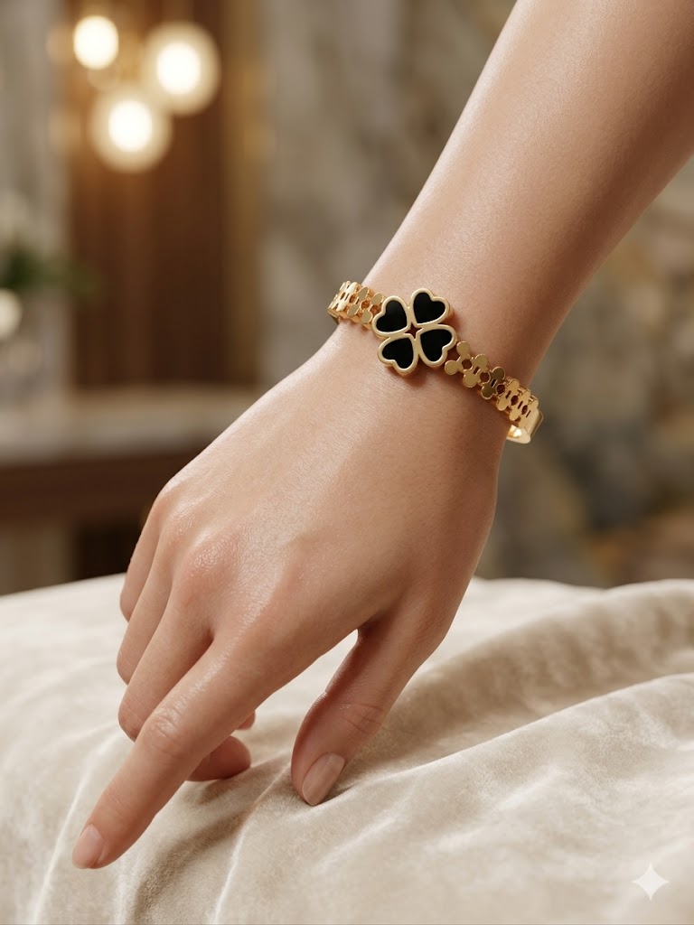 Gold Clover Bracelet
