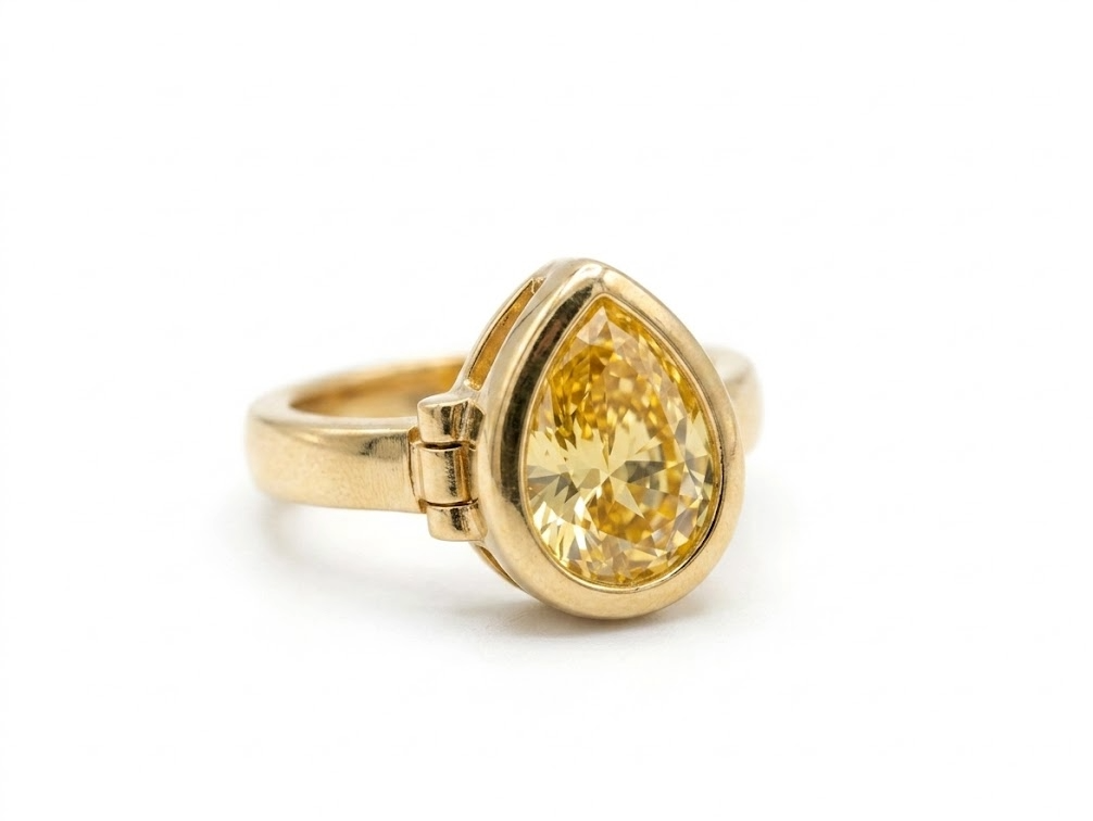 Elegant Tear Drop Ring