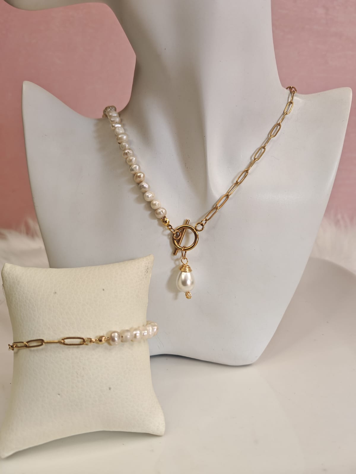 Set de Collar y Pulsera de Perlas