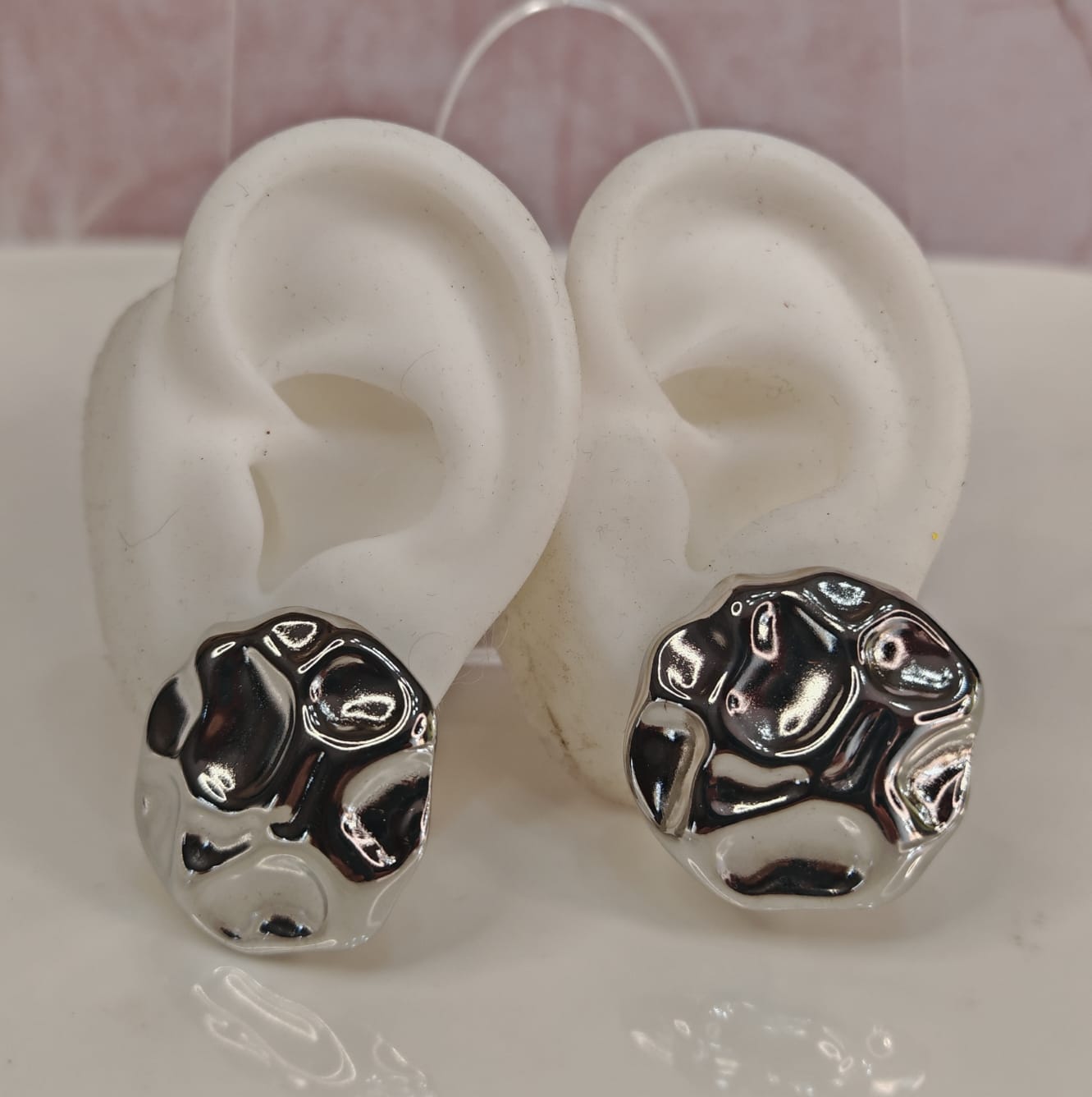 Pendientes plateados texturizado