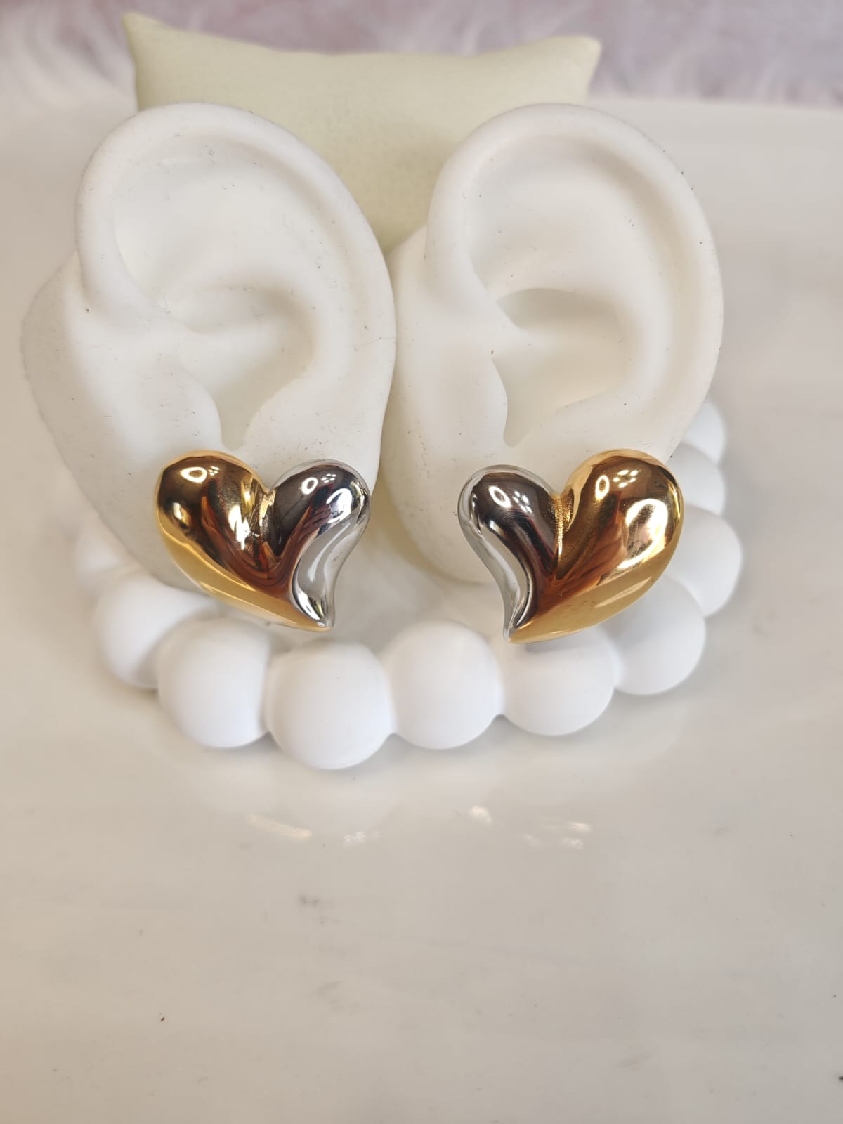 Pendientes corazón dorado y plateado