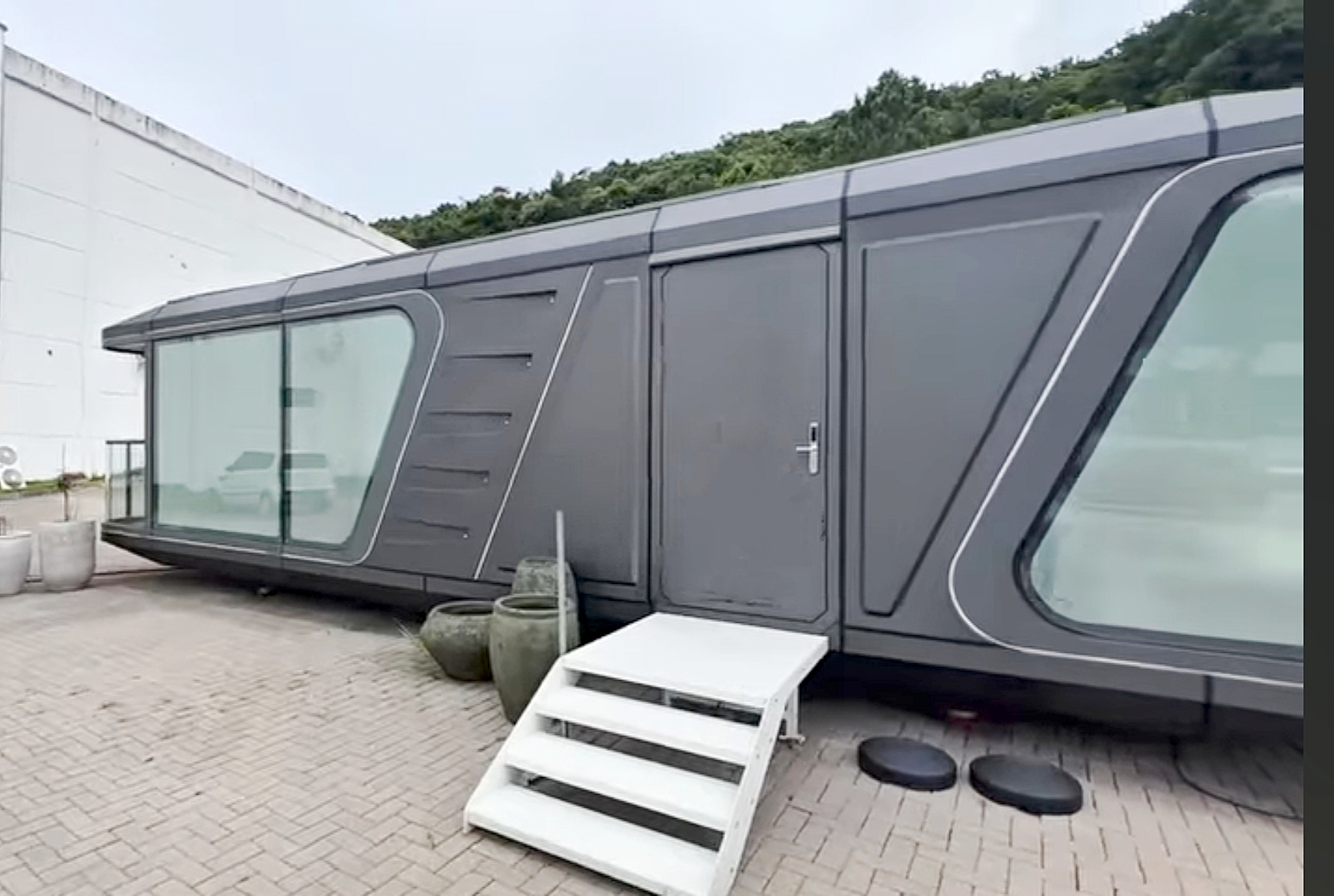 Mobilar/ Casas Cápsulas 