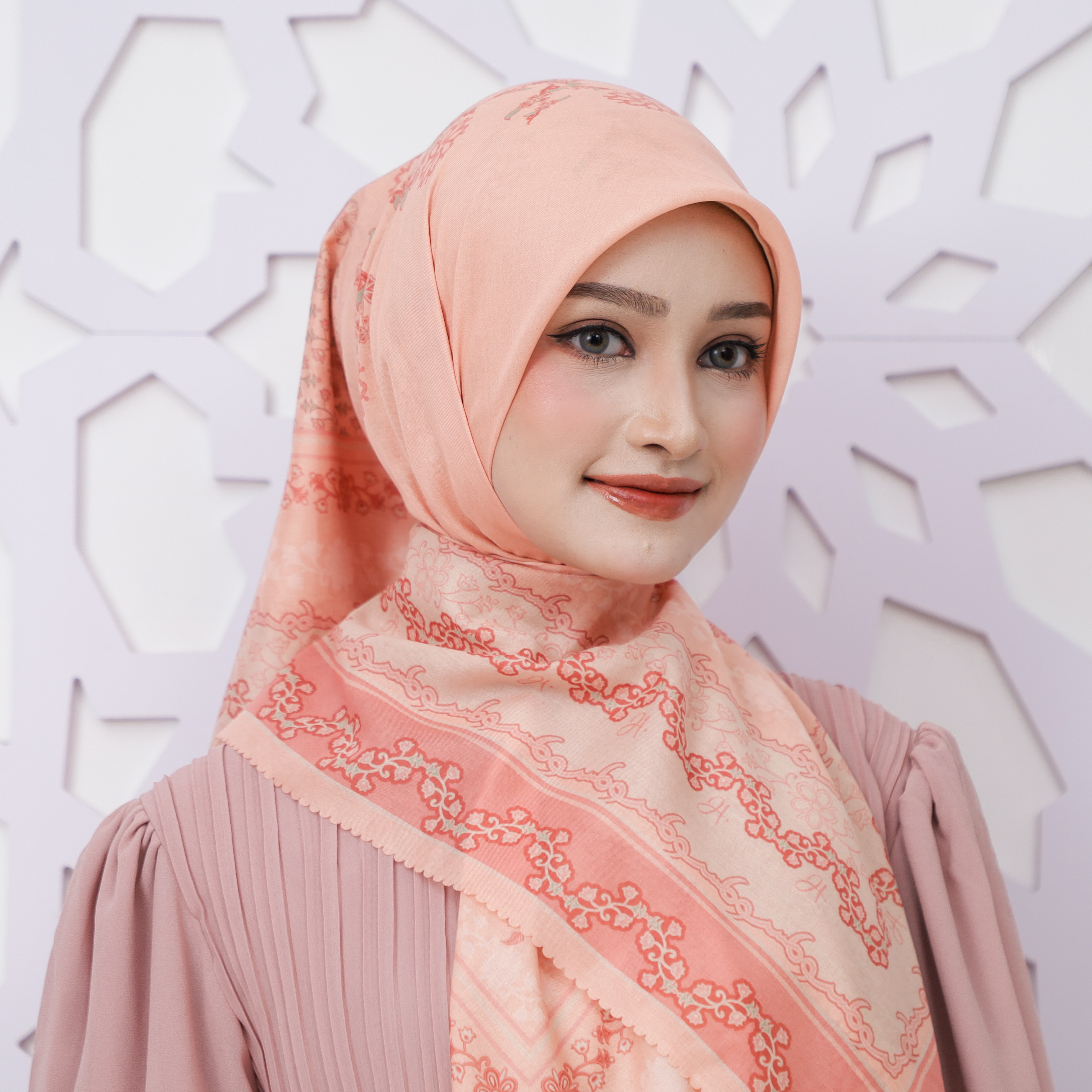 FAYLA CREAM BLUSH
