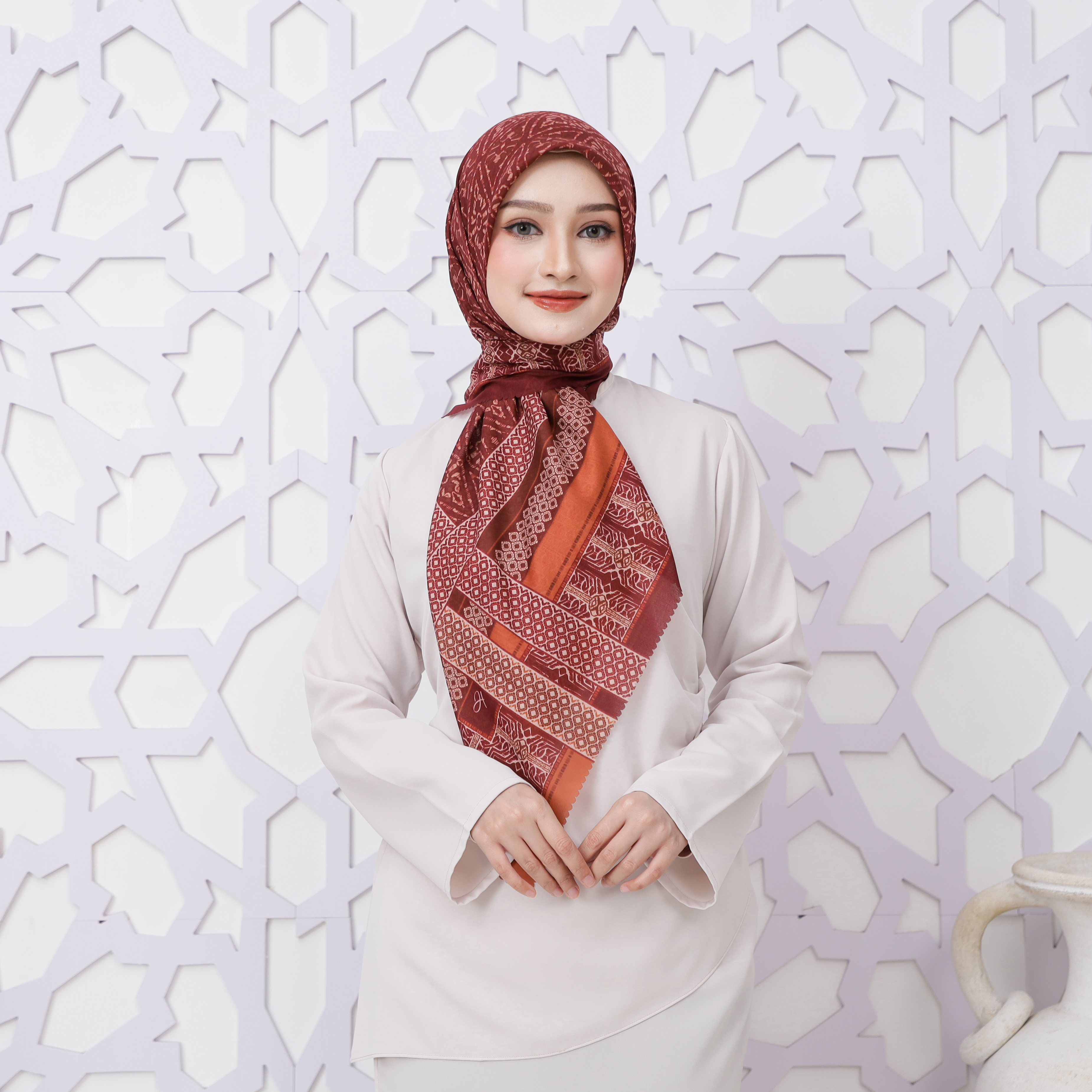 TENUN DELAMAK COKLAT