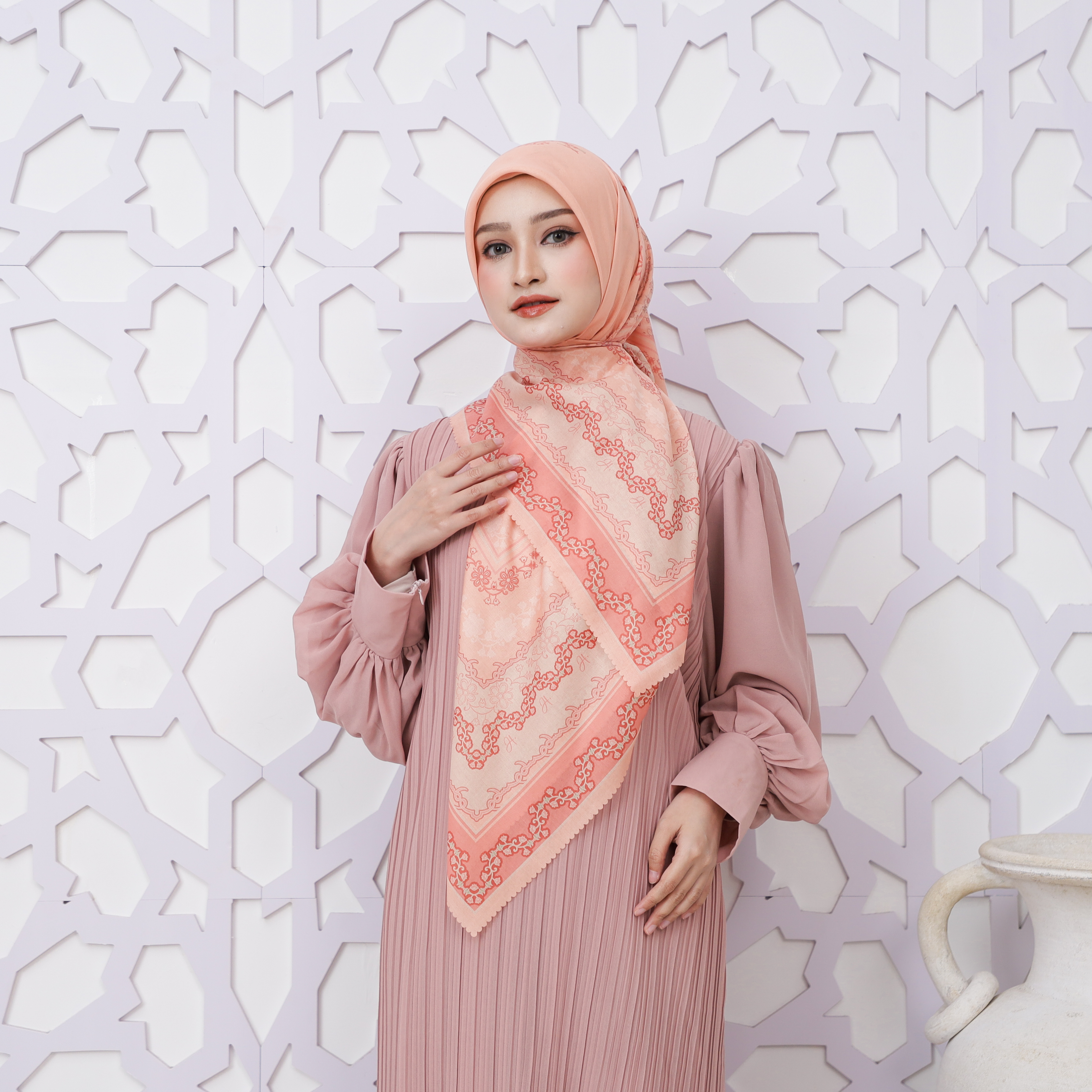 FAYLA CREAM BLUSH