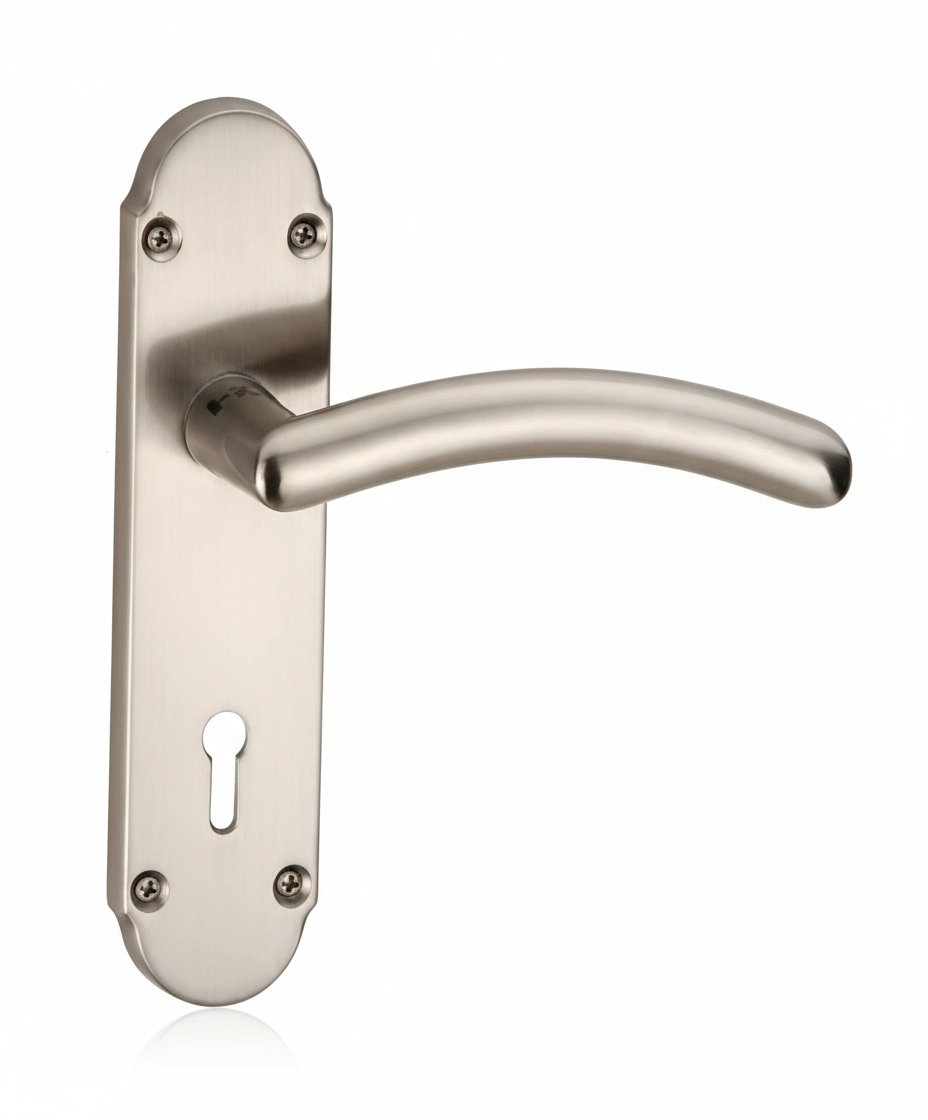 CR3B76 Brushed Satin Nickel Door Handle (184mm x 46.7mm)