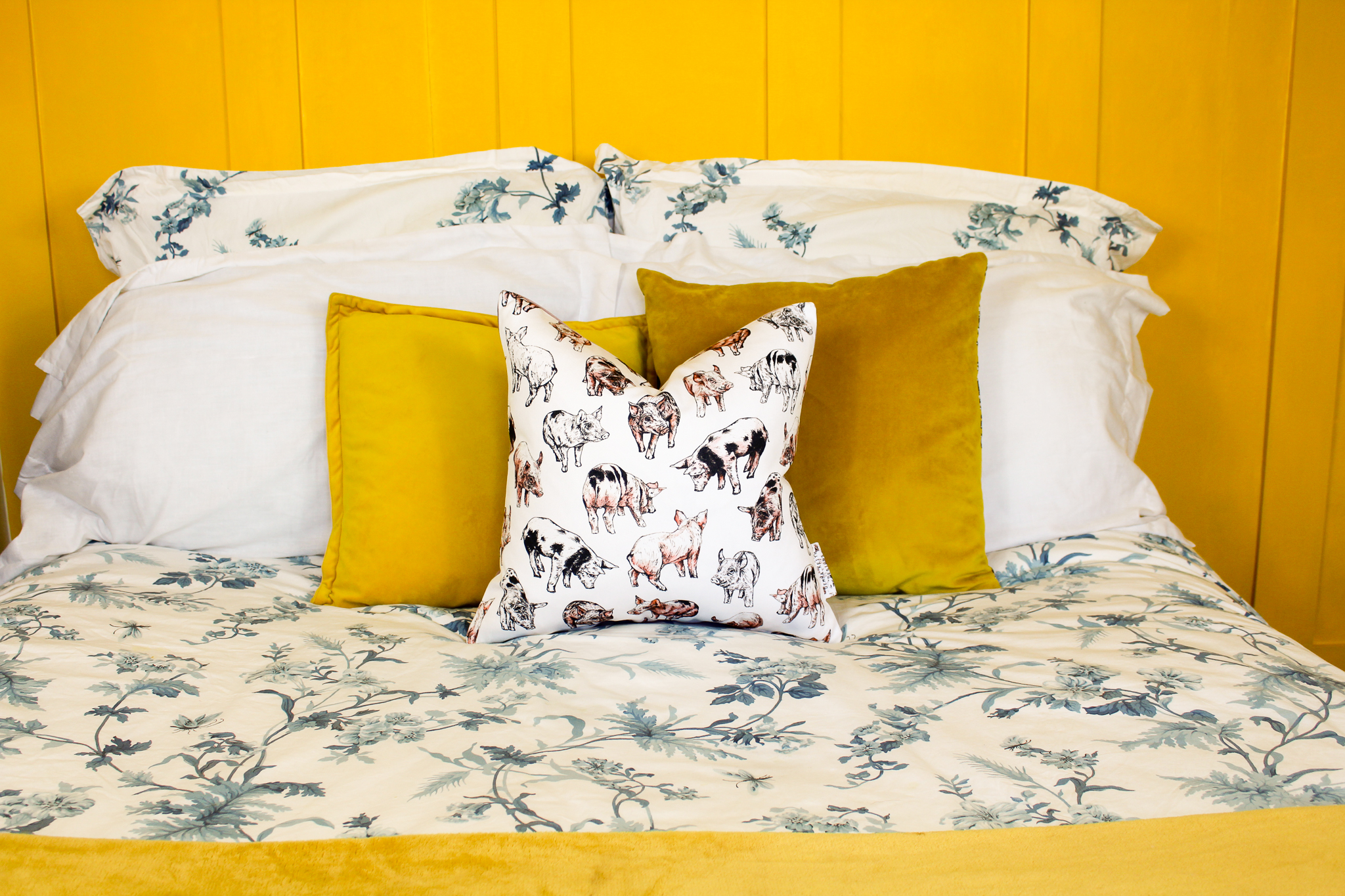 Piglets Print Handmade Cushion