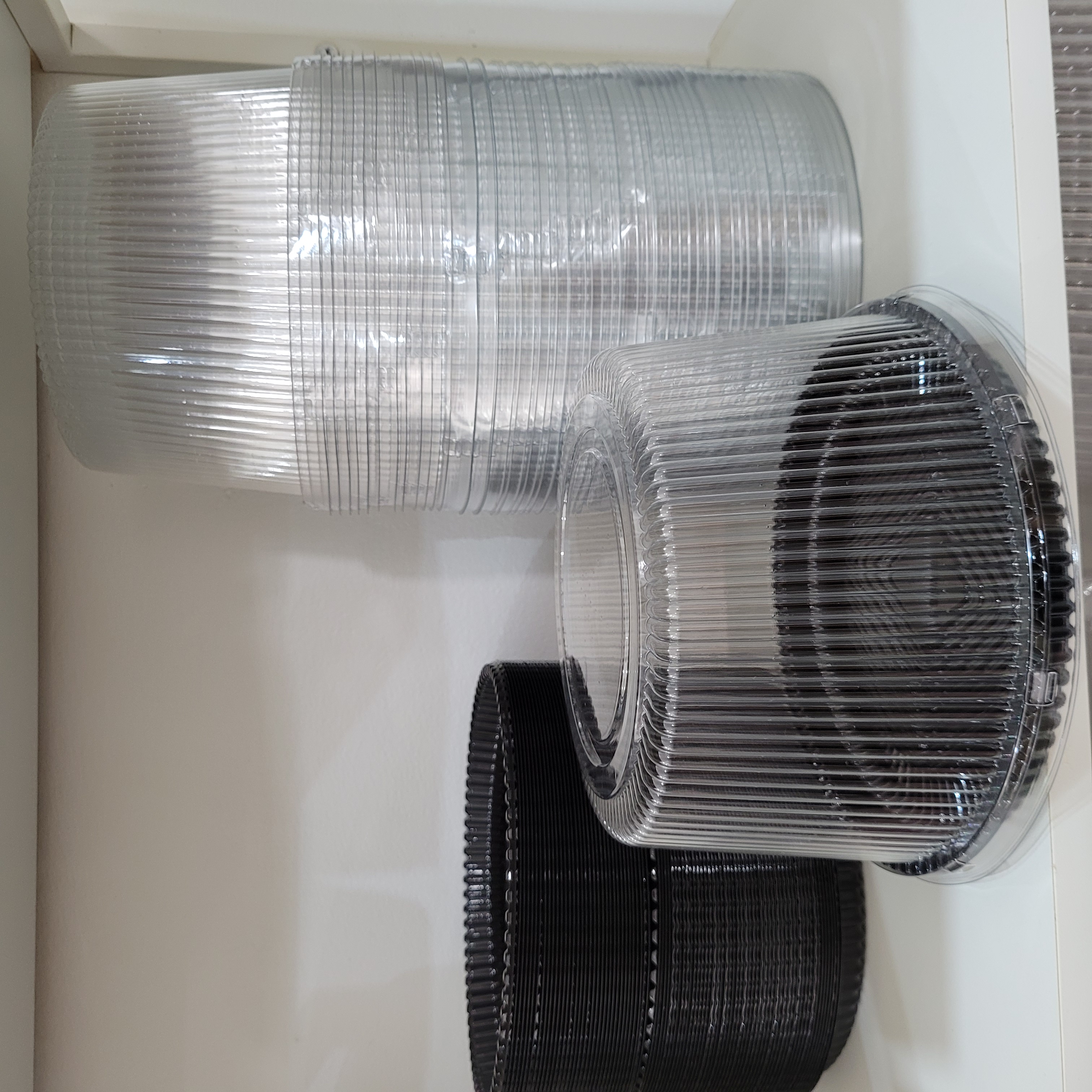 B.32 Embalagens Plásticas com tampa transparente para bolos, e Doces