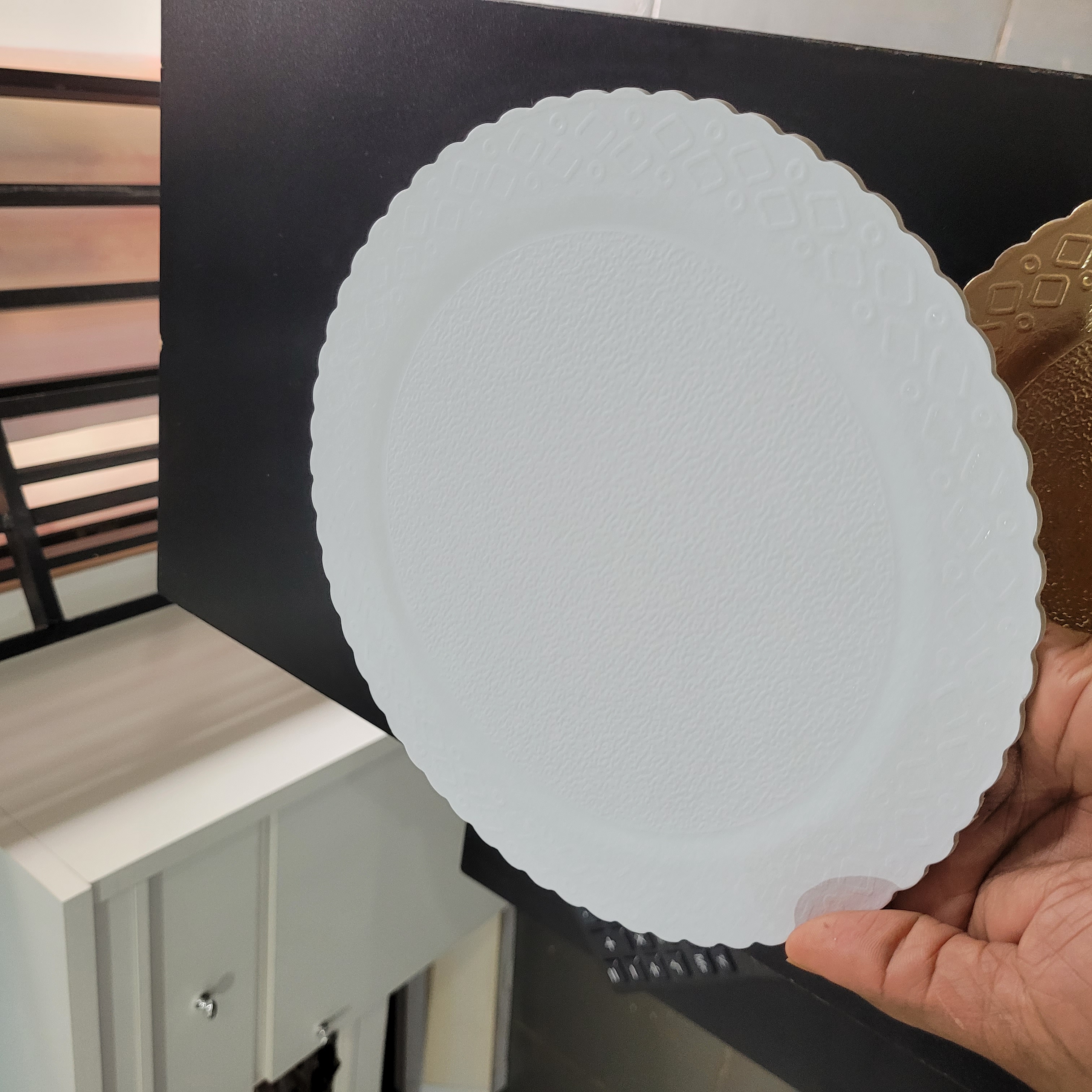 Cakeboard Premium  branco  ou dourado 32 cm