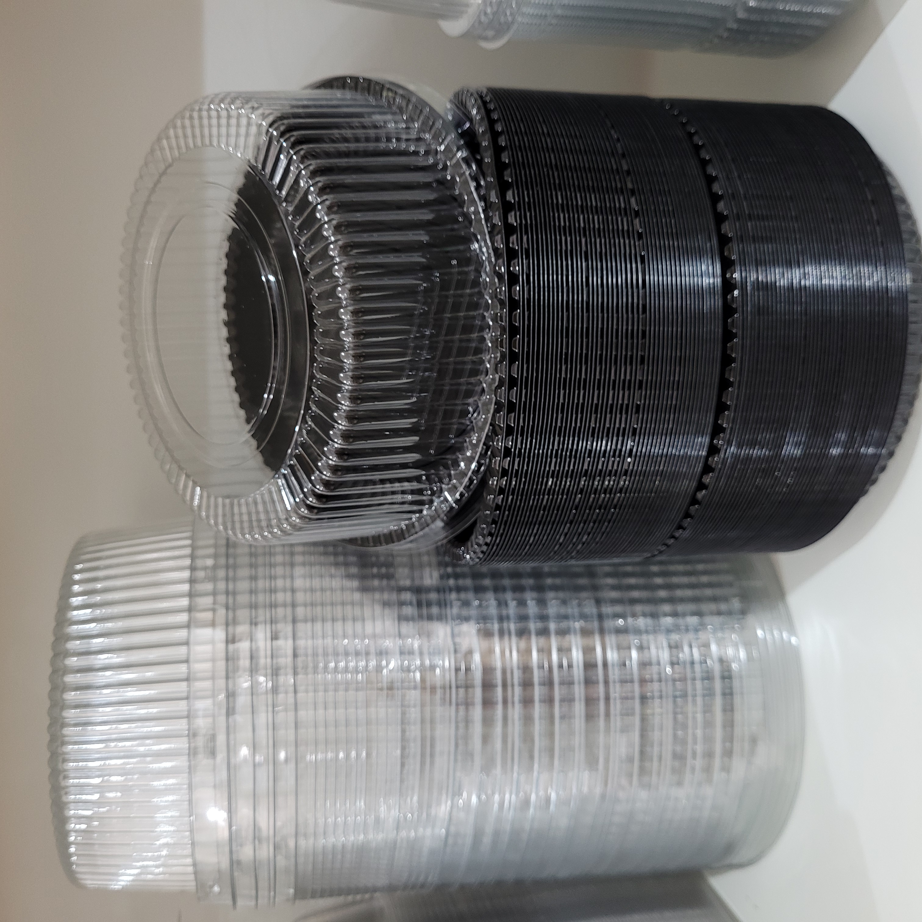 B.35 Embalagem Plástica  com tampa baixa para Bolos 500g 