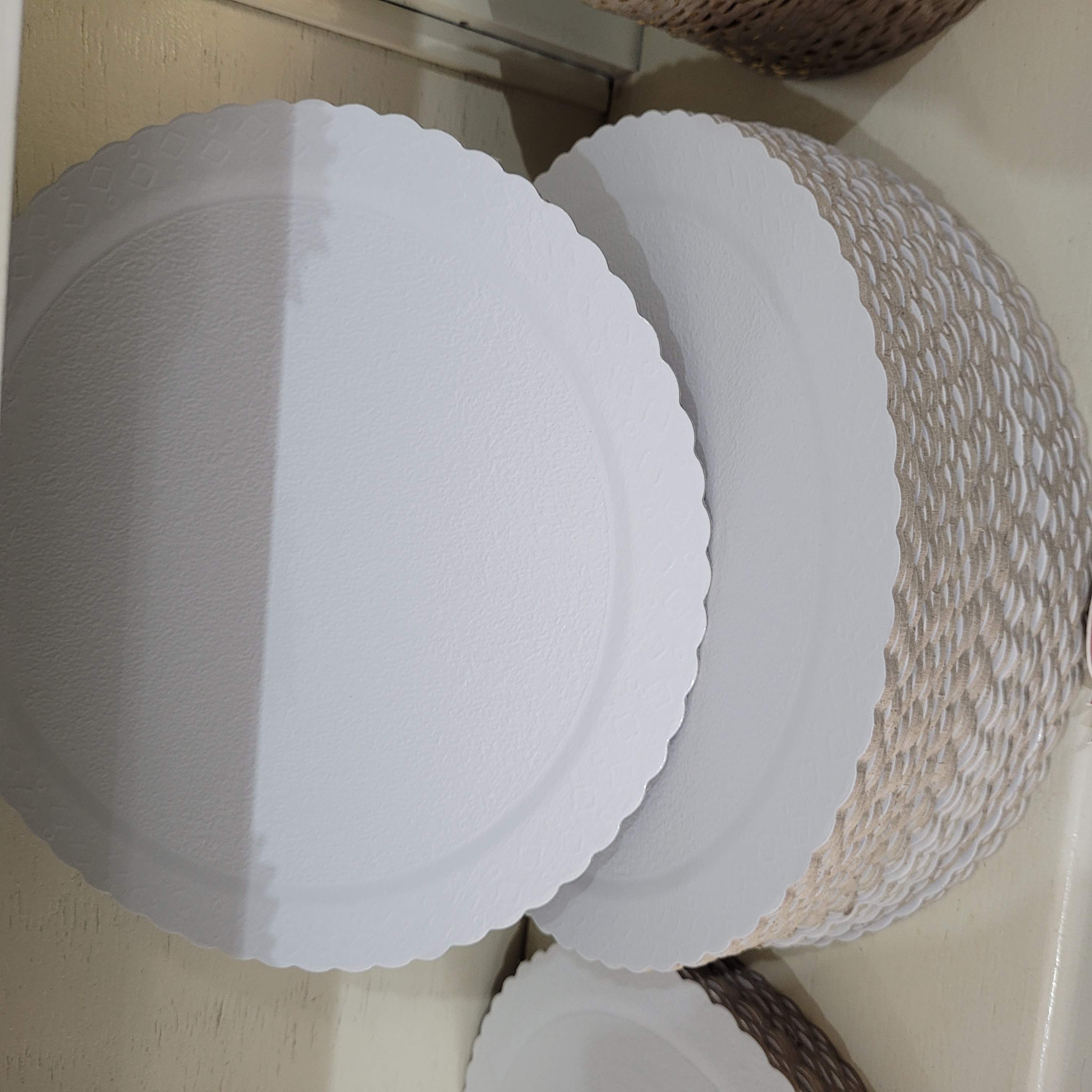 Cakeboard premium de Papel para bolo, branco ou Dourada ou prata 28cm