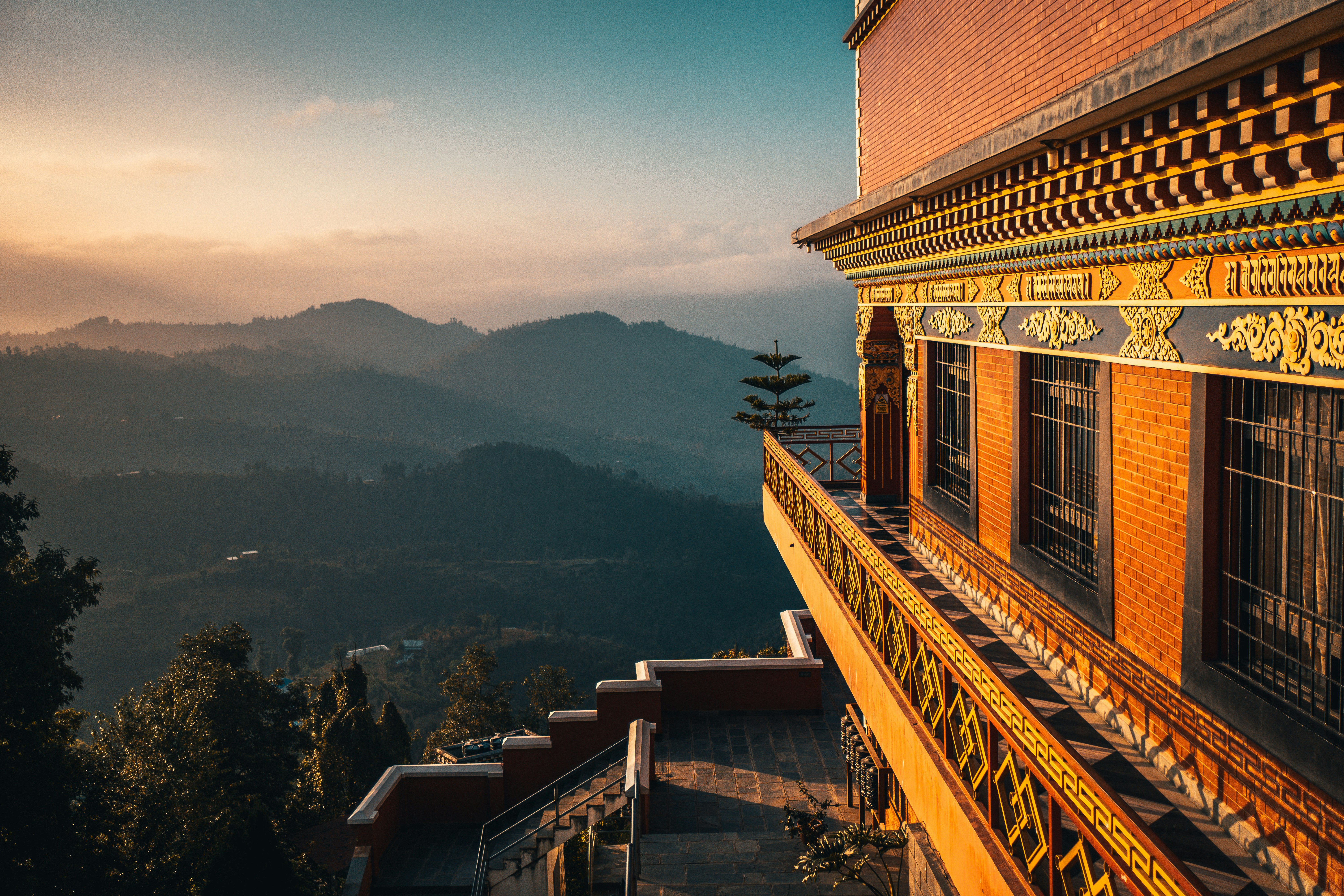 🏔️ Bhutan Luxury Tour Package