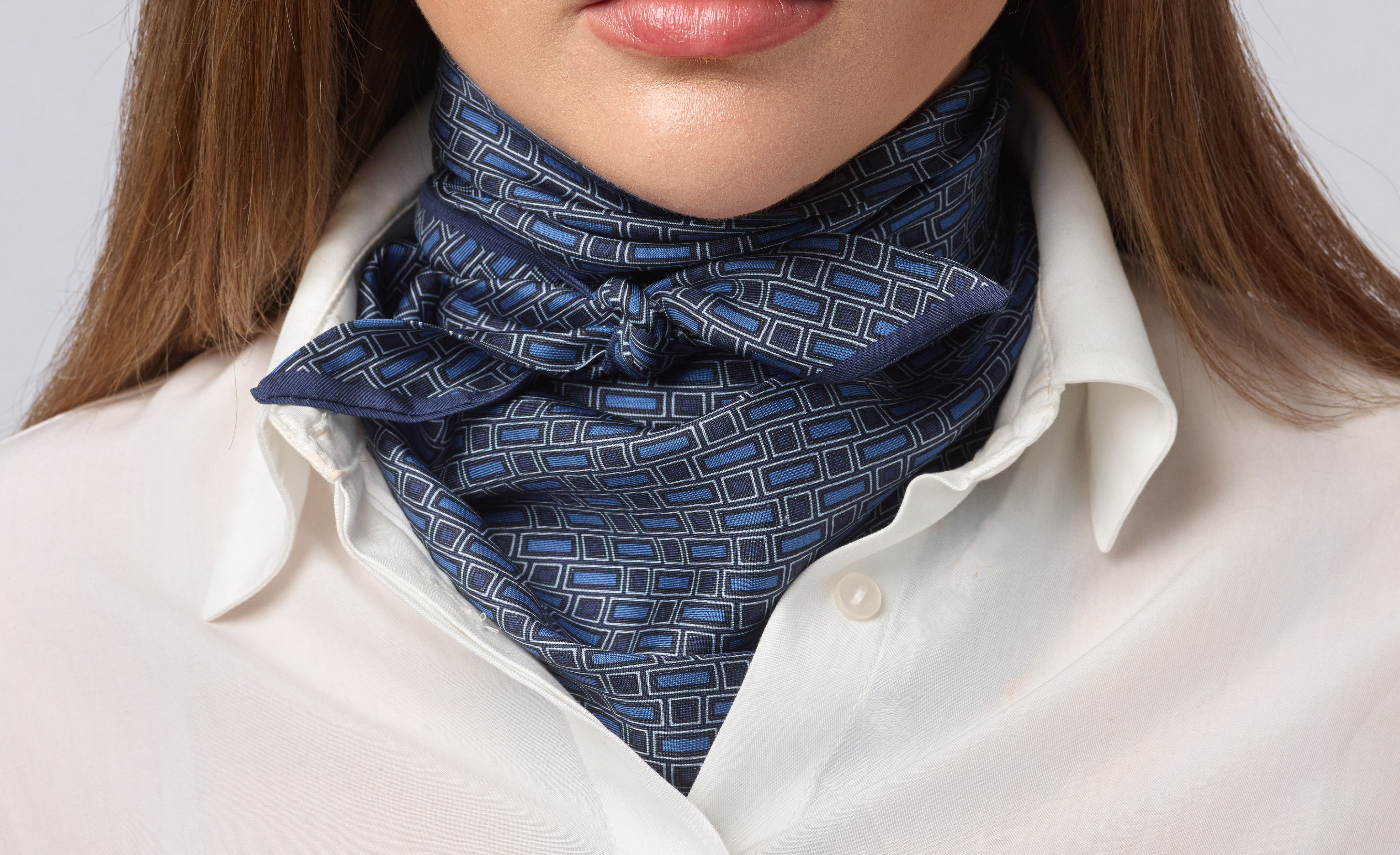 Foulard Carré Triangle Rectangle Bleu