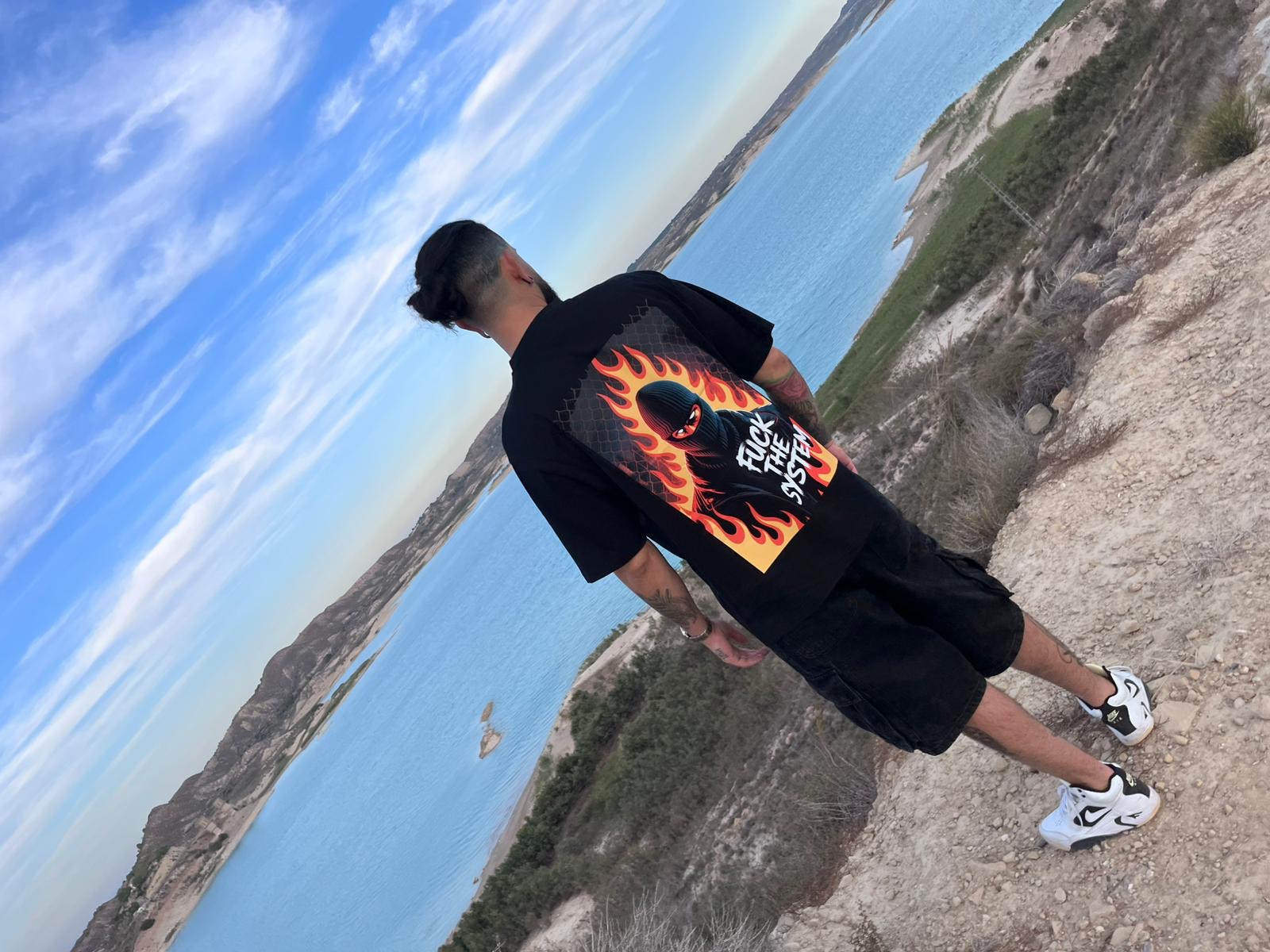 Oversize "FUCK THE SYSTEM"