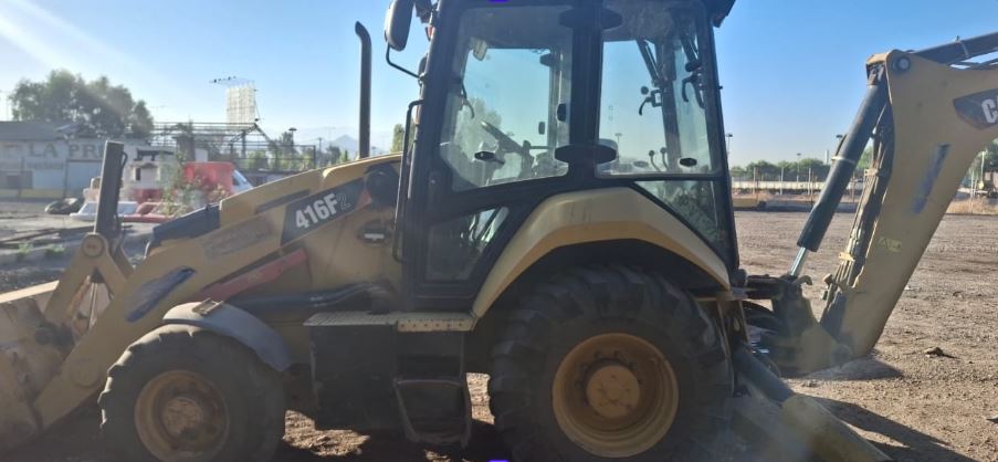 Retroexcavadora CATERPILLAR 416F2