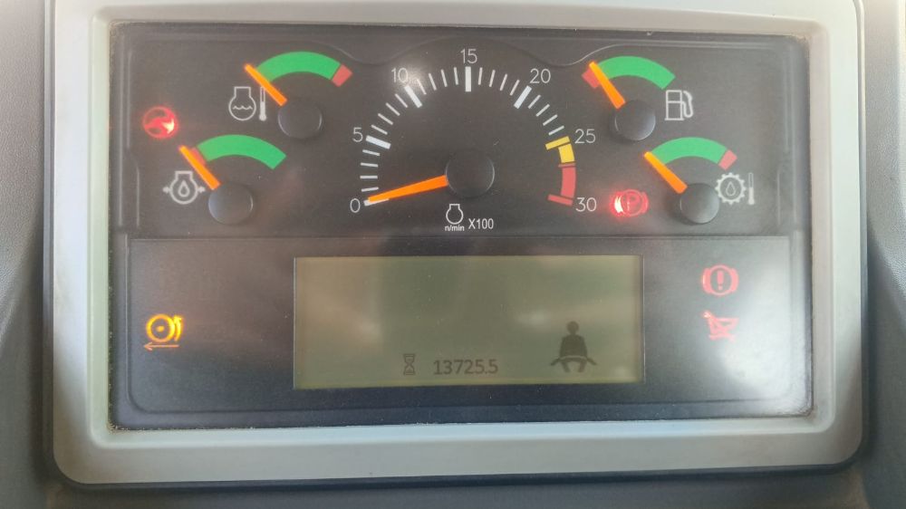 Camión Articulado CATERPILLAR 745