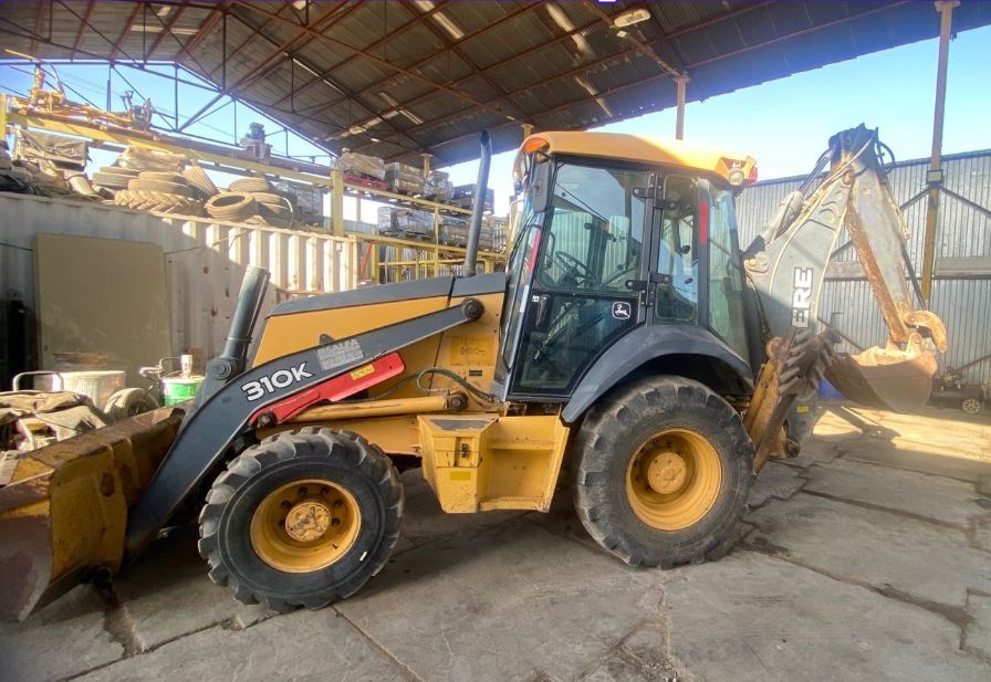 Retroexcavadora JOHN DEERE 310K