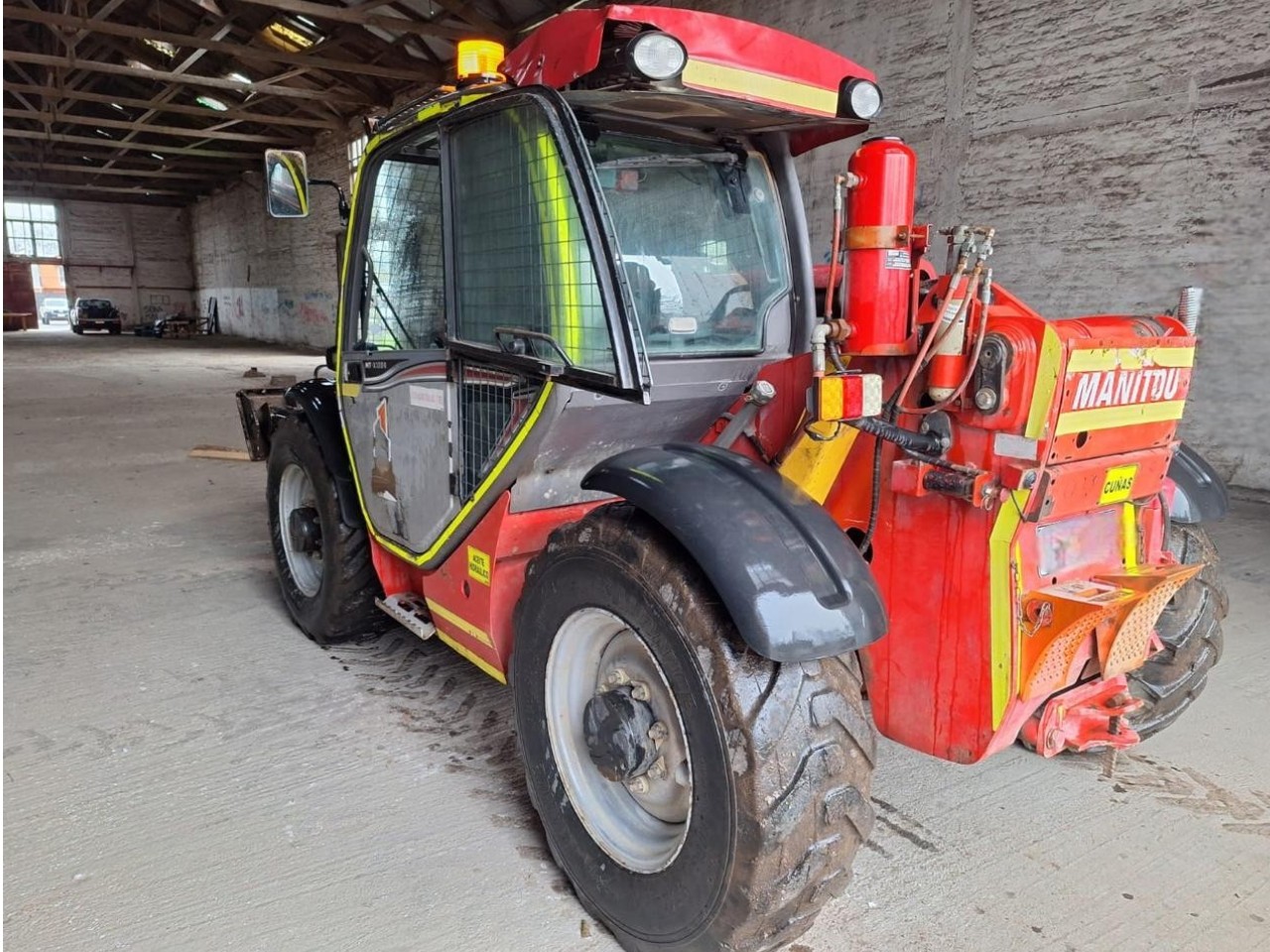  Manipulador MANITOU MT-X1030ST