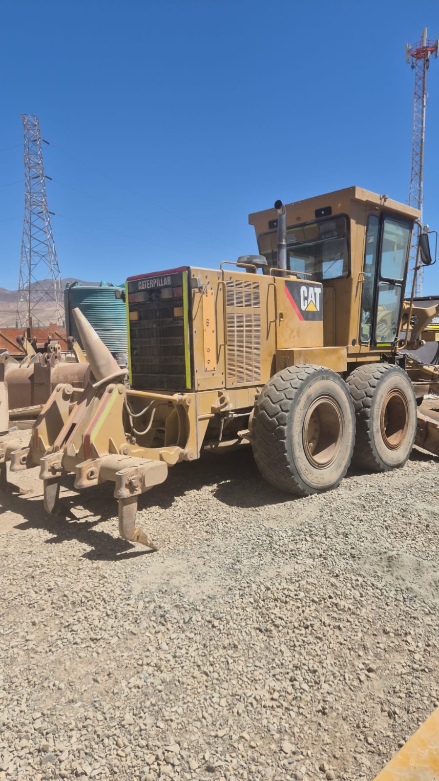 Motoniveladora CATERPILLAR 160K