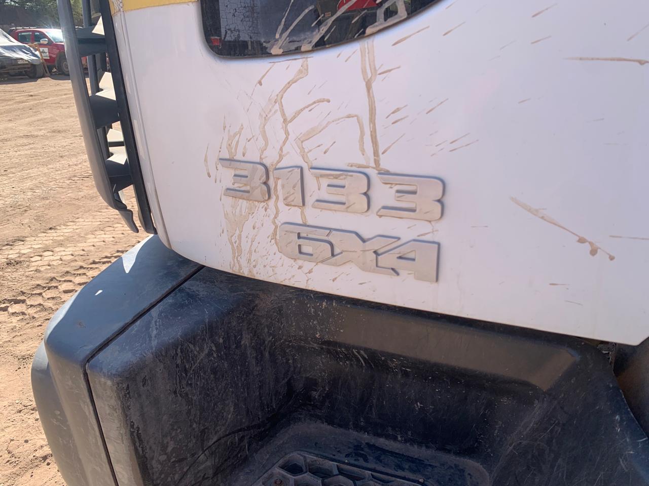 Camión Ford Cargo 3133