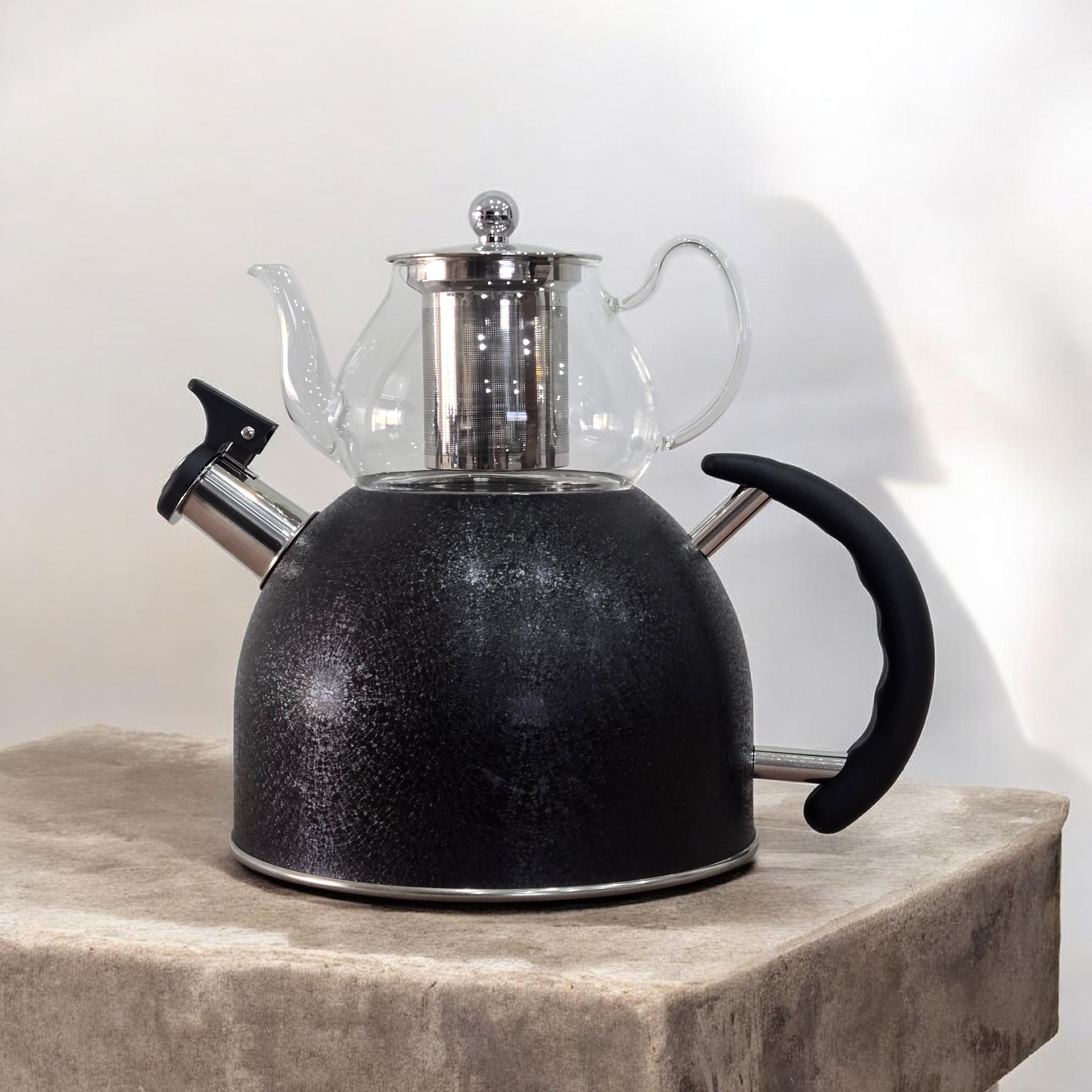 Théière à sifflet Ferveo Gaya Noire