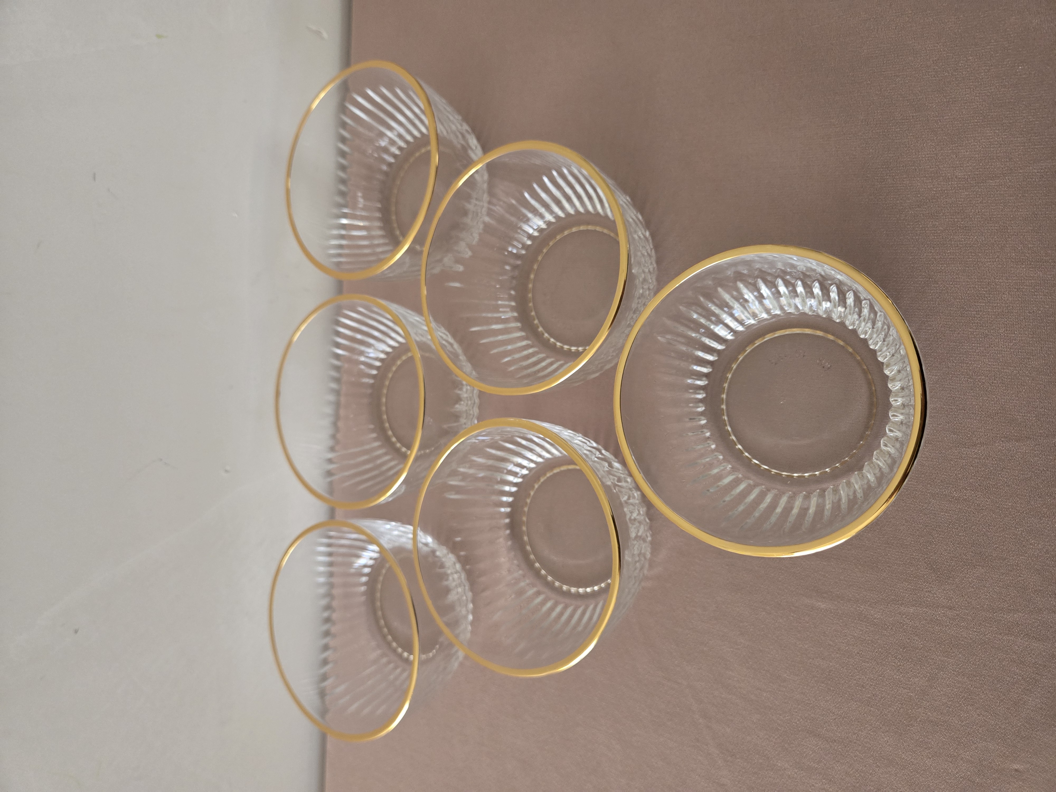 Lot de 6 coupelles en verre strié doré