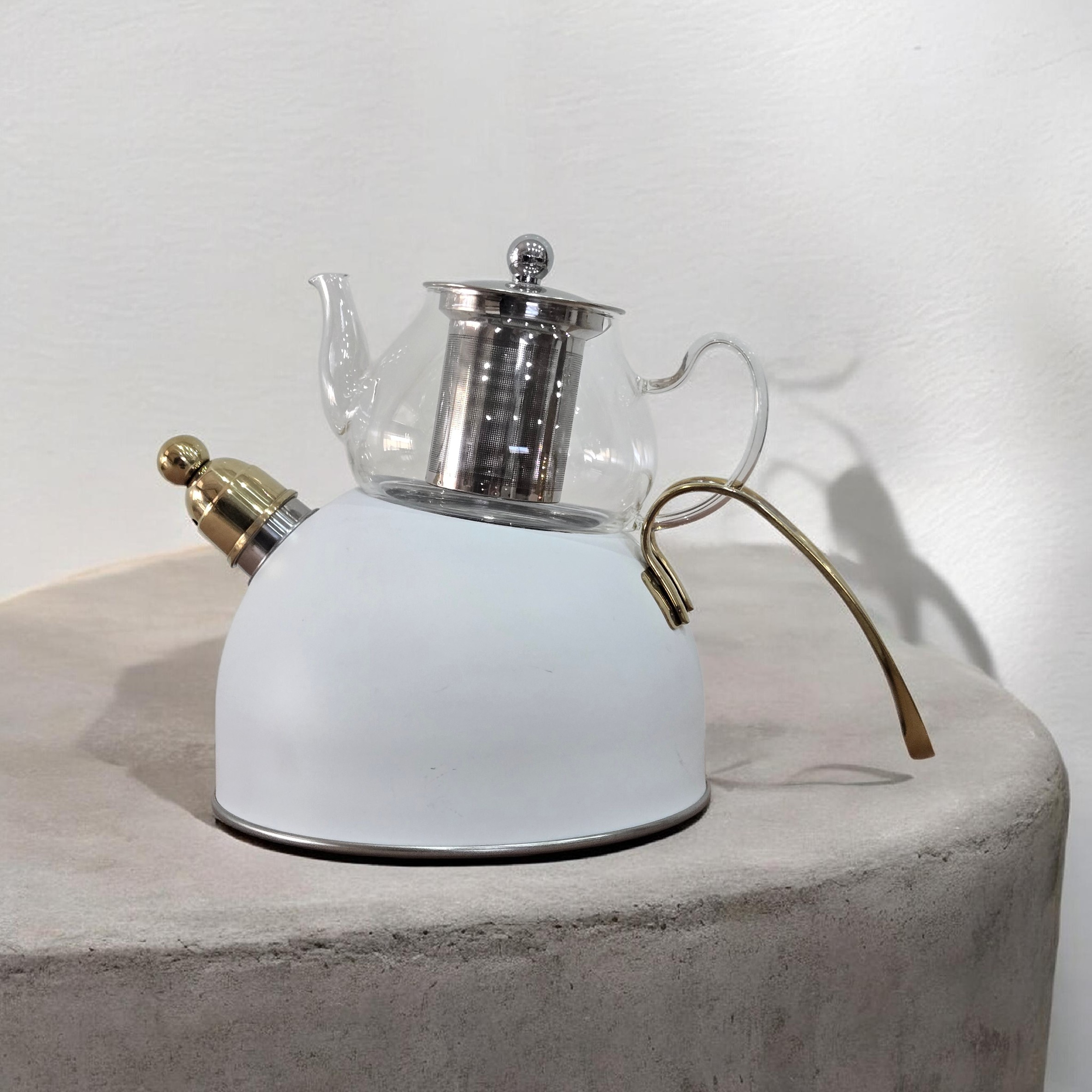 Théière à sifflet Ferveo Gaya Blanche