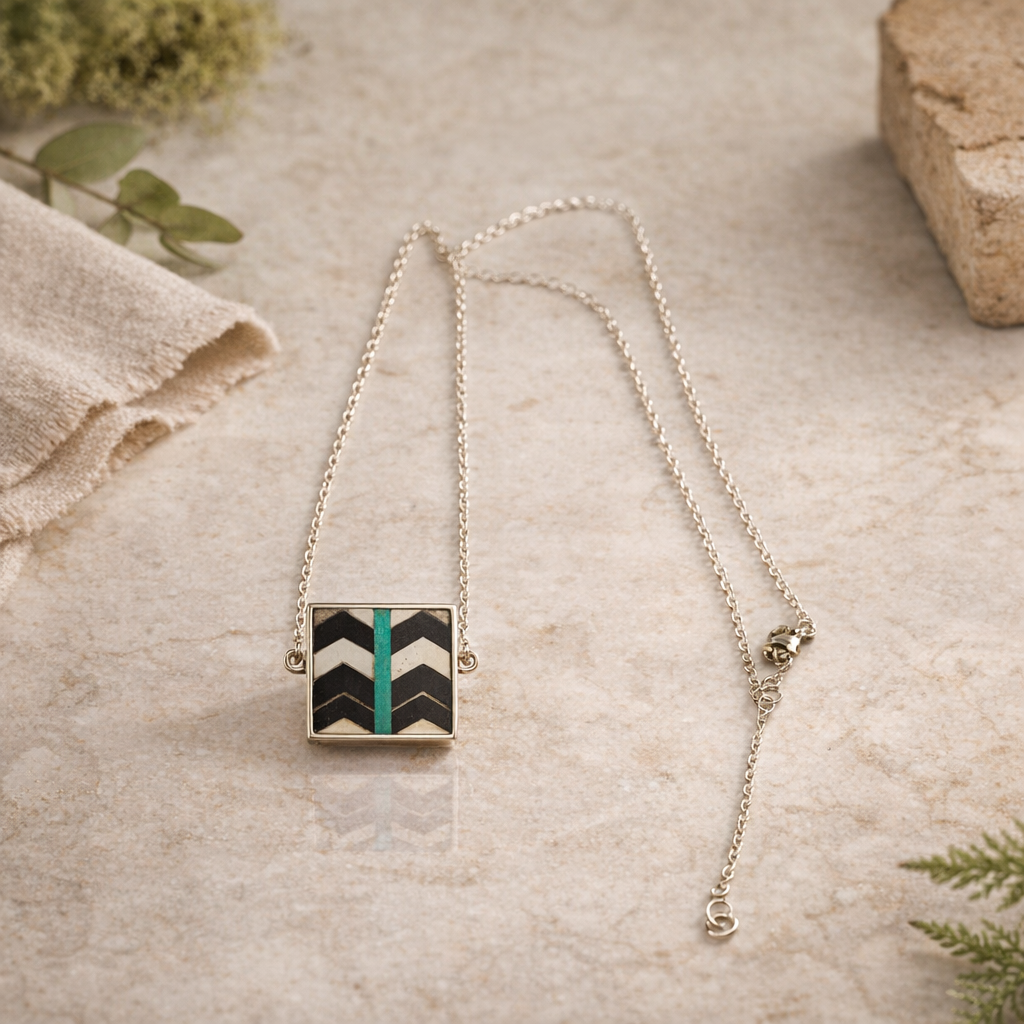 Collar geométrico 