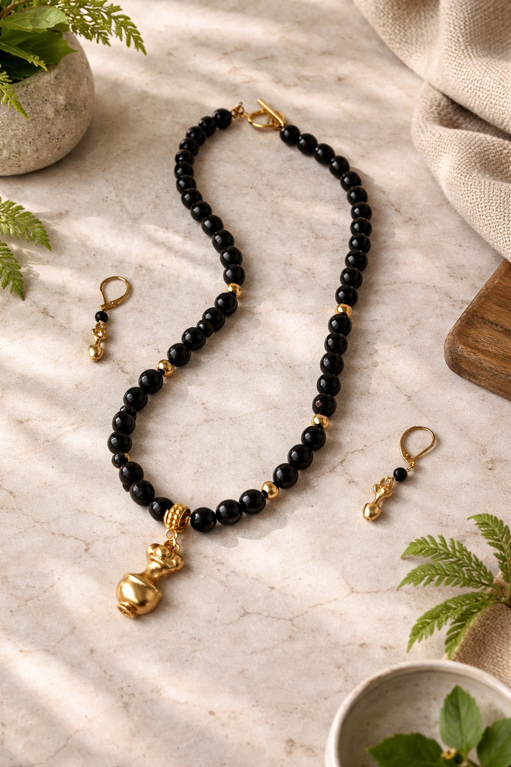 Collar elegante Onix