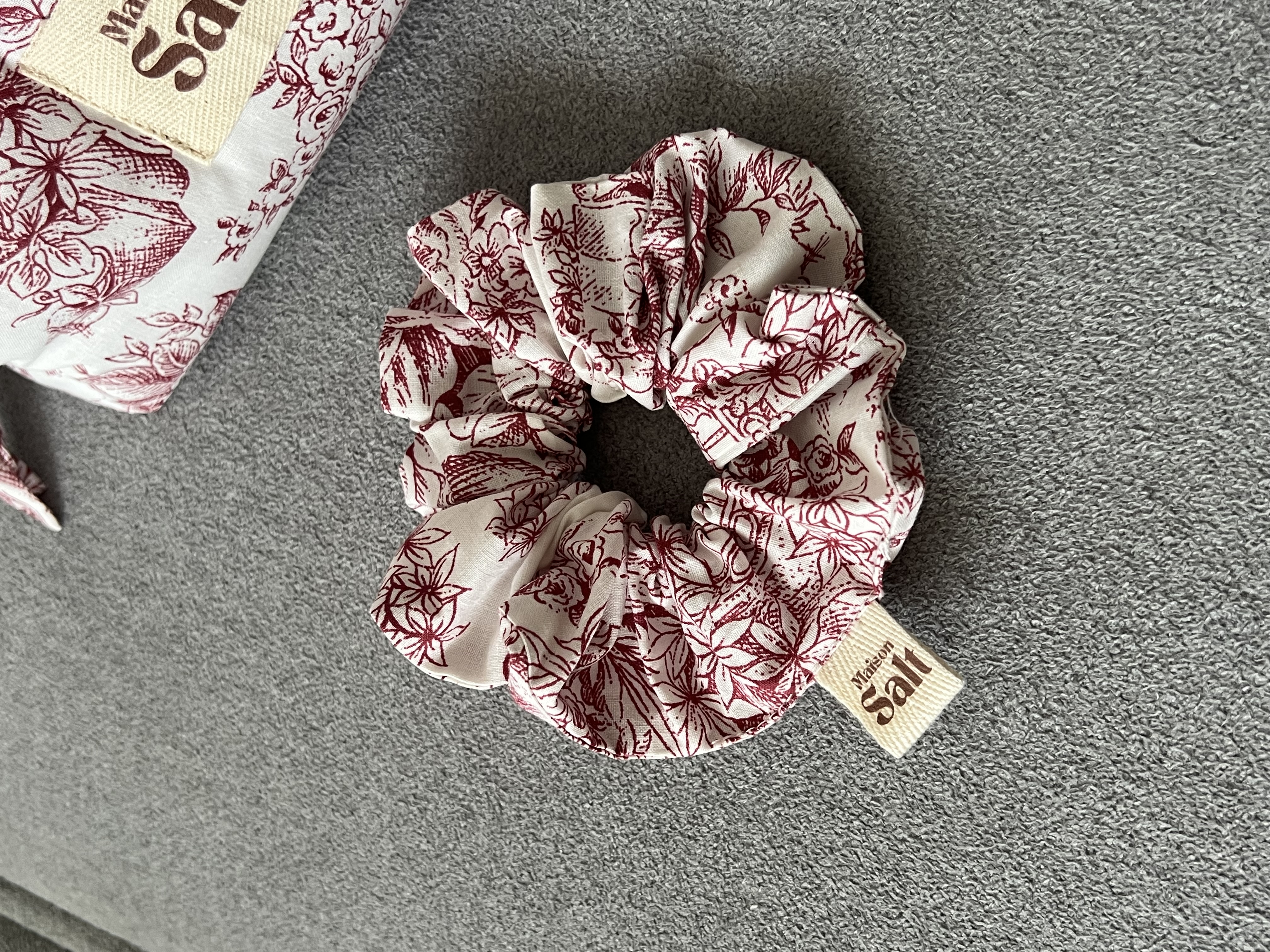 Pack Trousse Medium & Small avec scrunchy offert