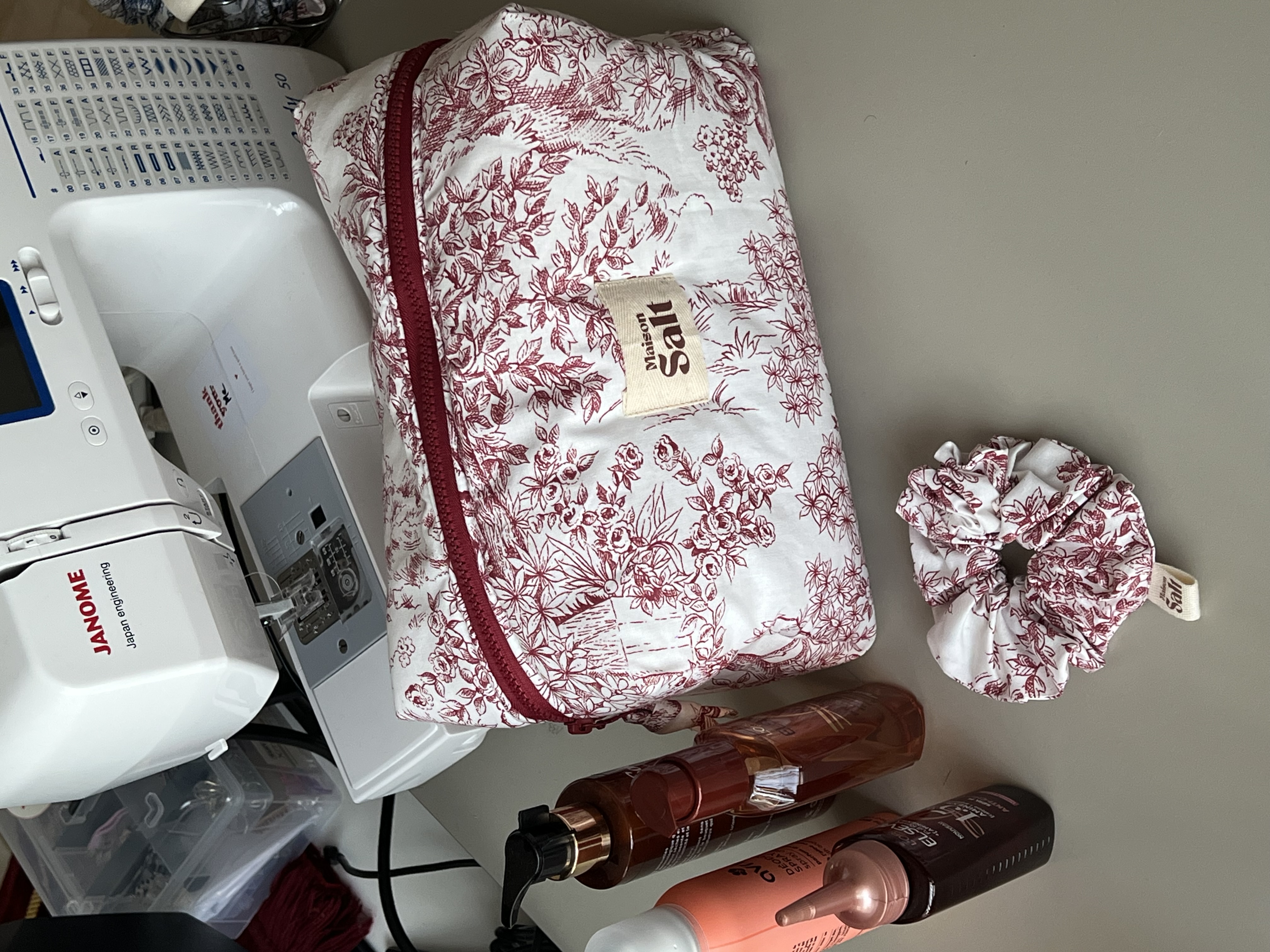  Trousse Large Jouy Burgundy