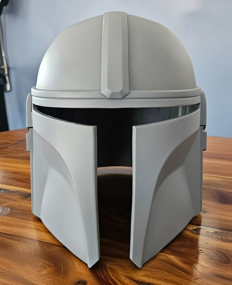 Mandalorian Helmet Replica
