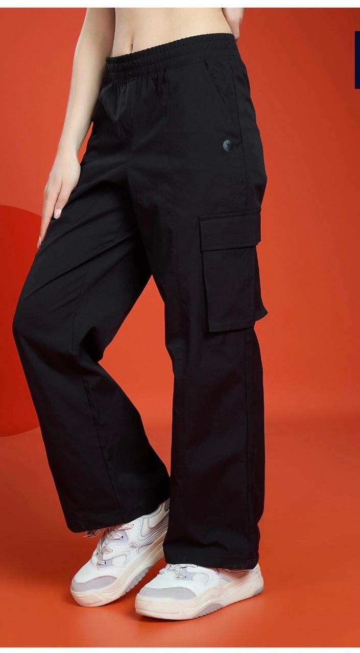 Weactive Women Solid Baggy Cargos