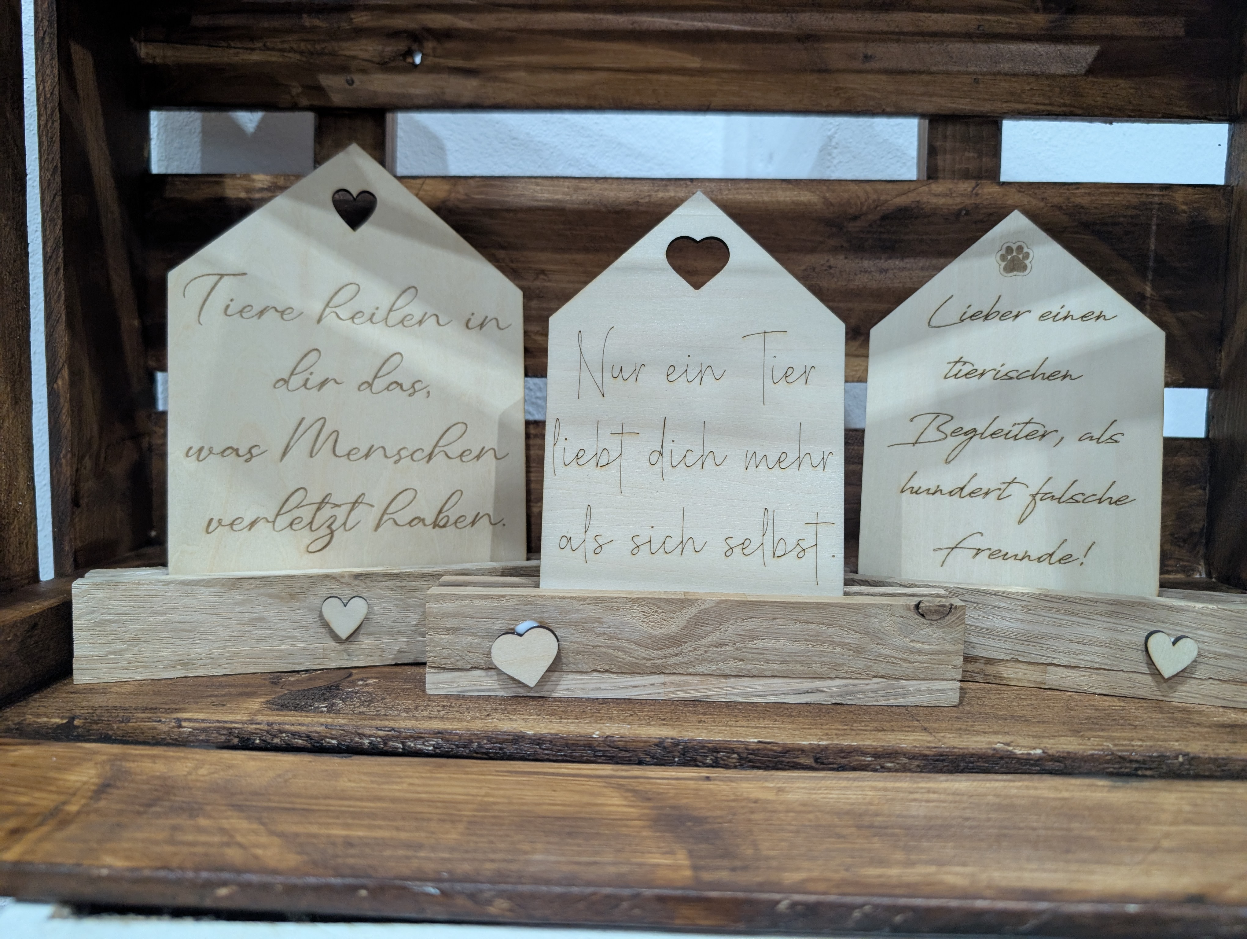 Deko-Holzhäuser für Tierliebhaber