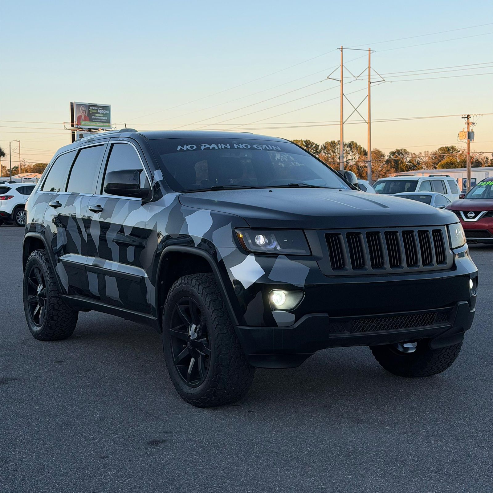 JEEP GRAND CHEROKEE LAREDO X 2012