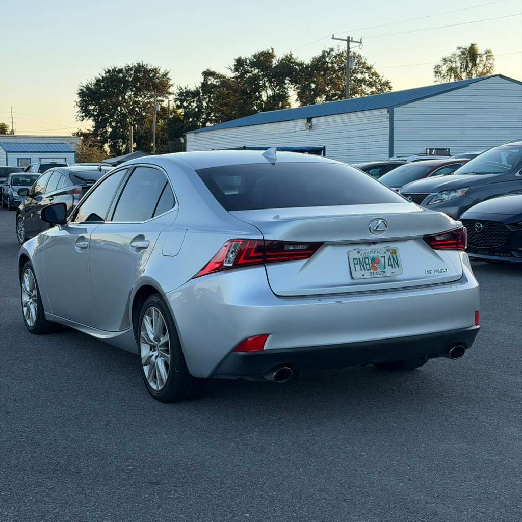 LEXUS IS 250 - 2015
