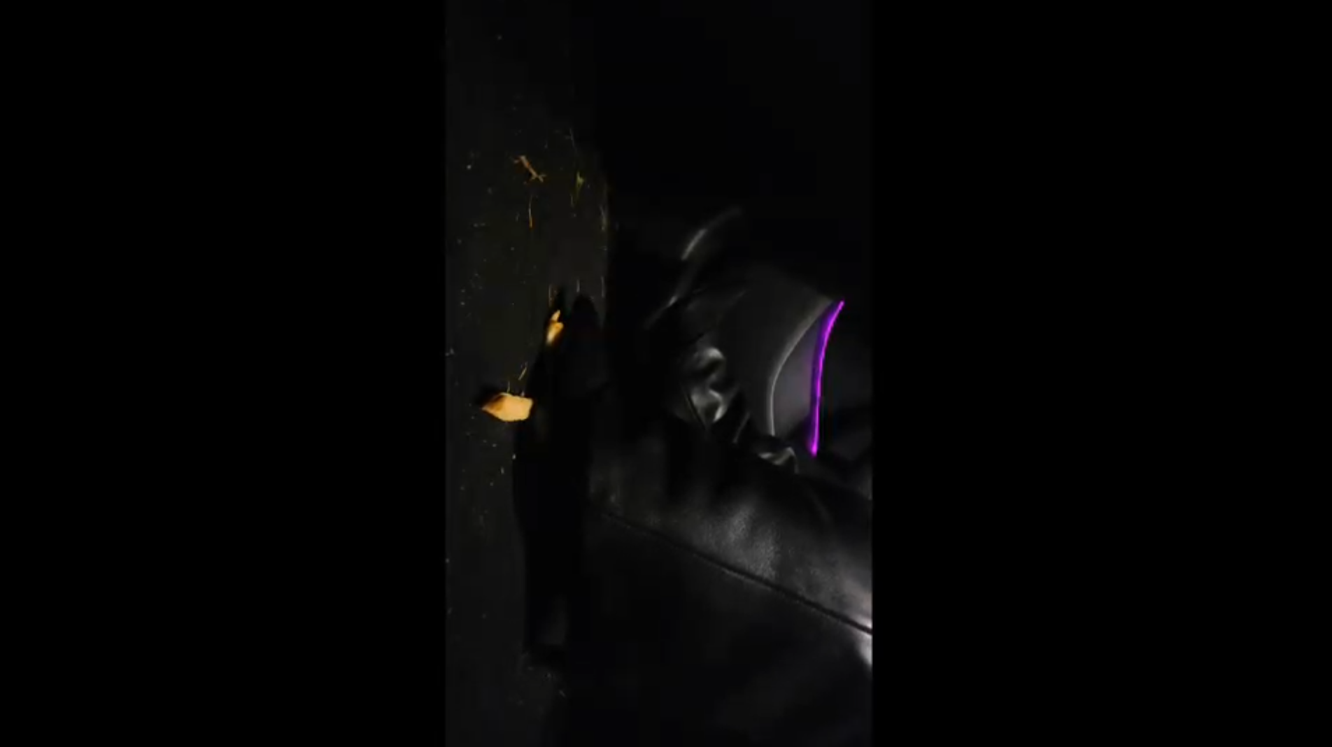 GF candid unknown pommes and worm  crush in car