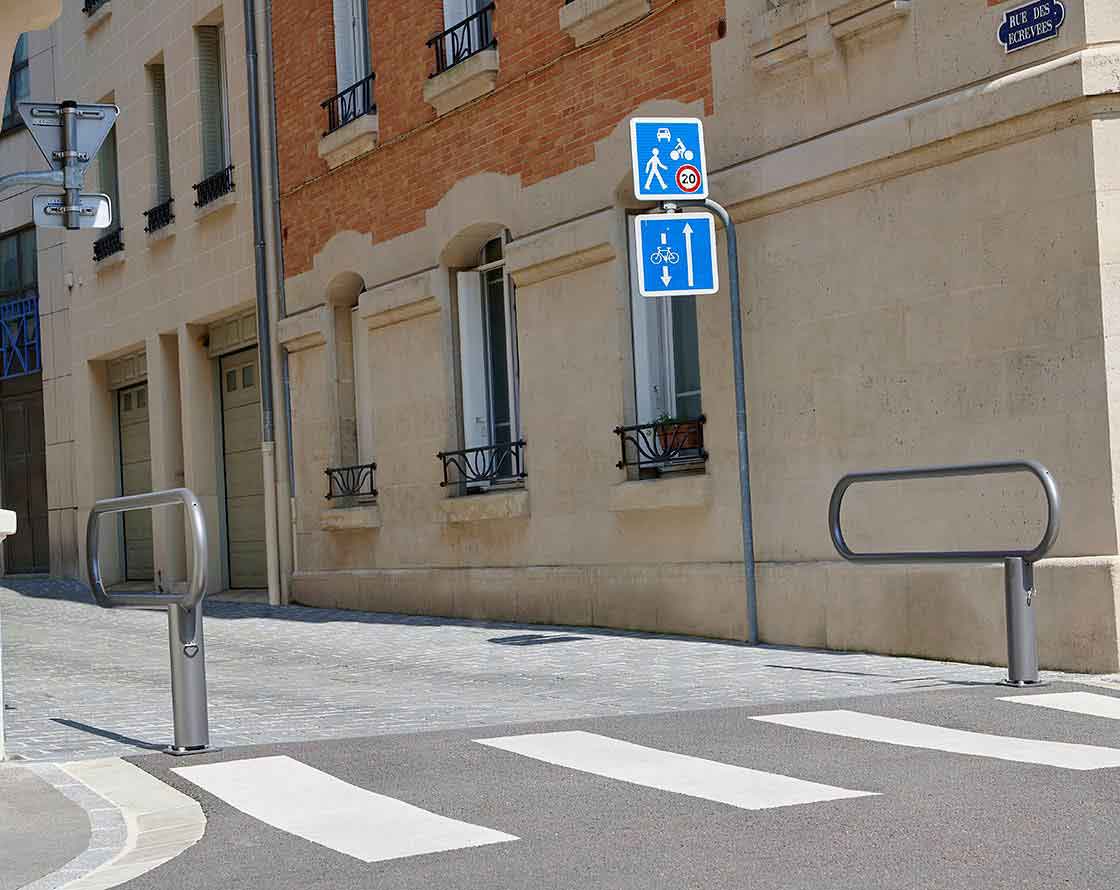 Barrera giratoria longitud 1800 mm