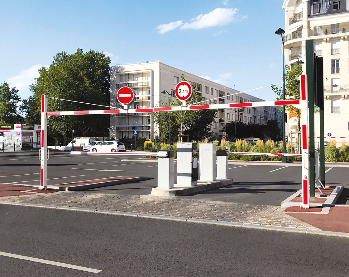 Pórtico giratorio universal