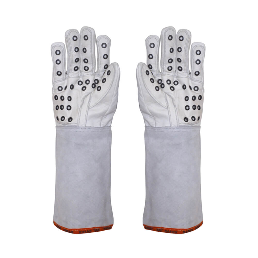 Luva de Vaqueta com Ilhós na palma