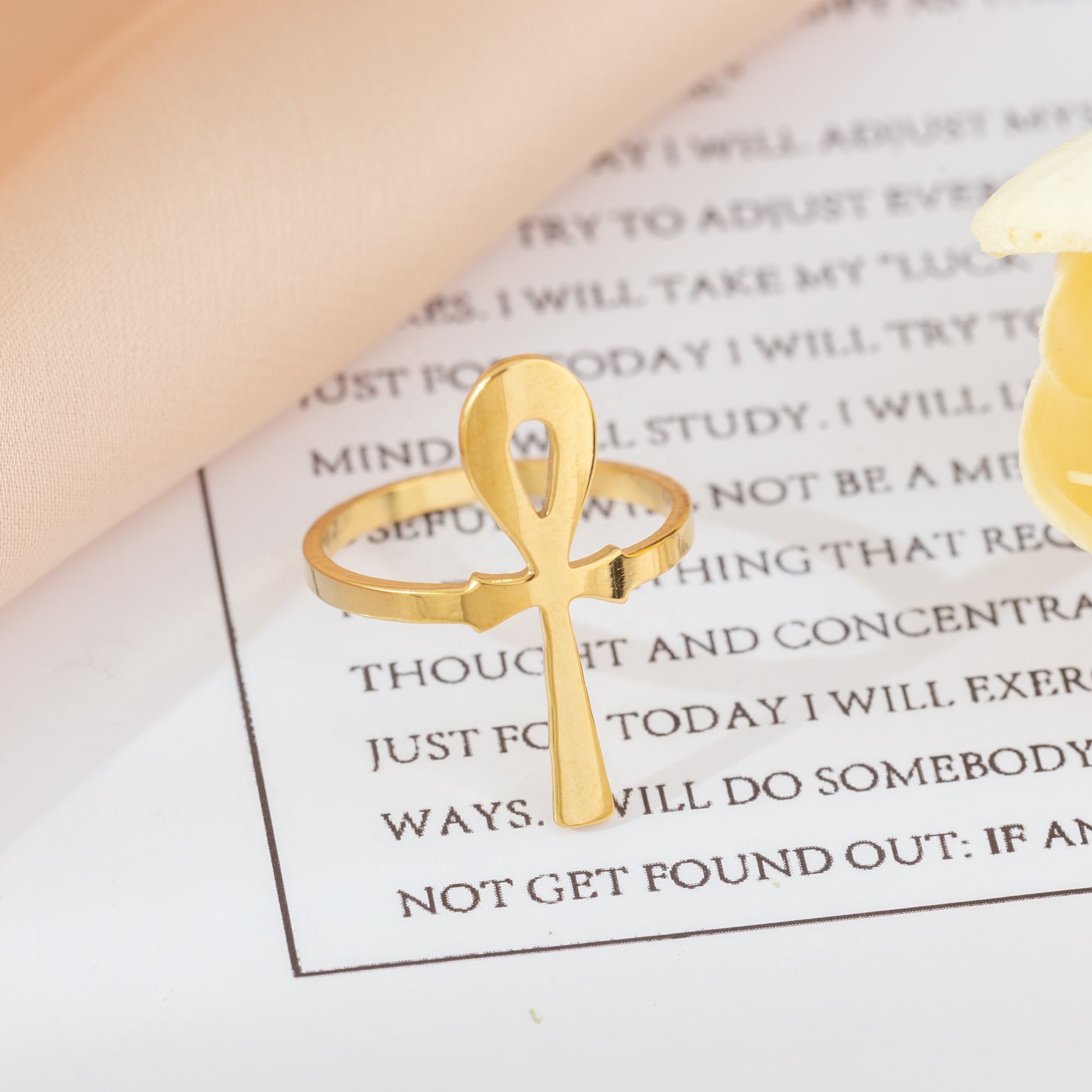 Gold Ankh Ring