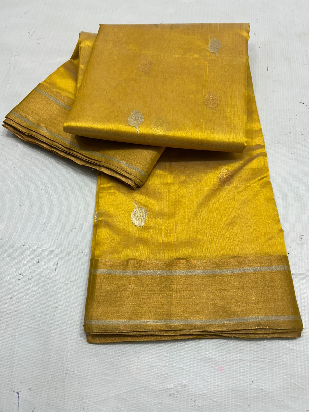 Yellow Gold Saree – Pattu Silk