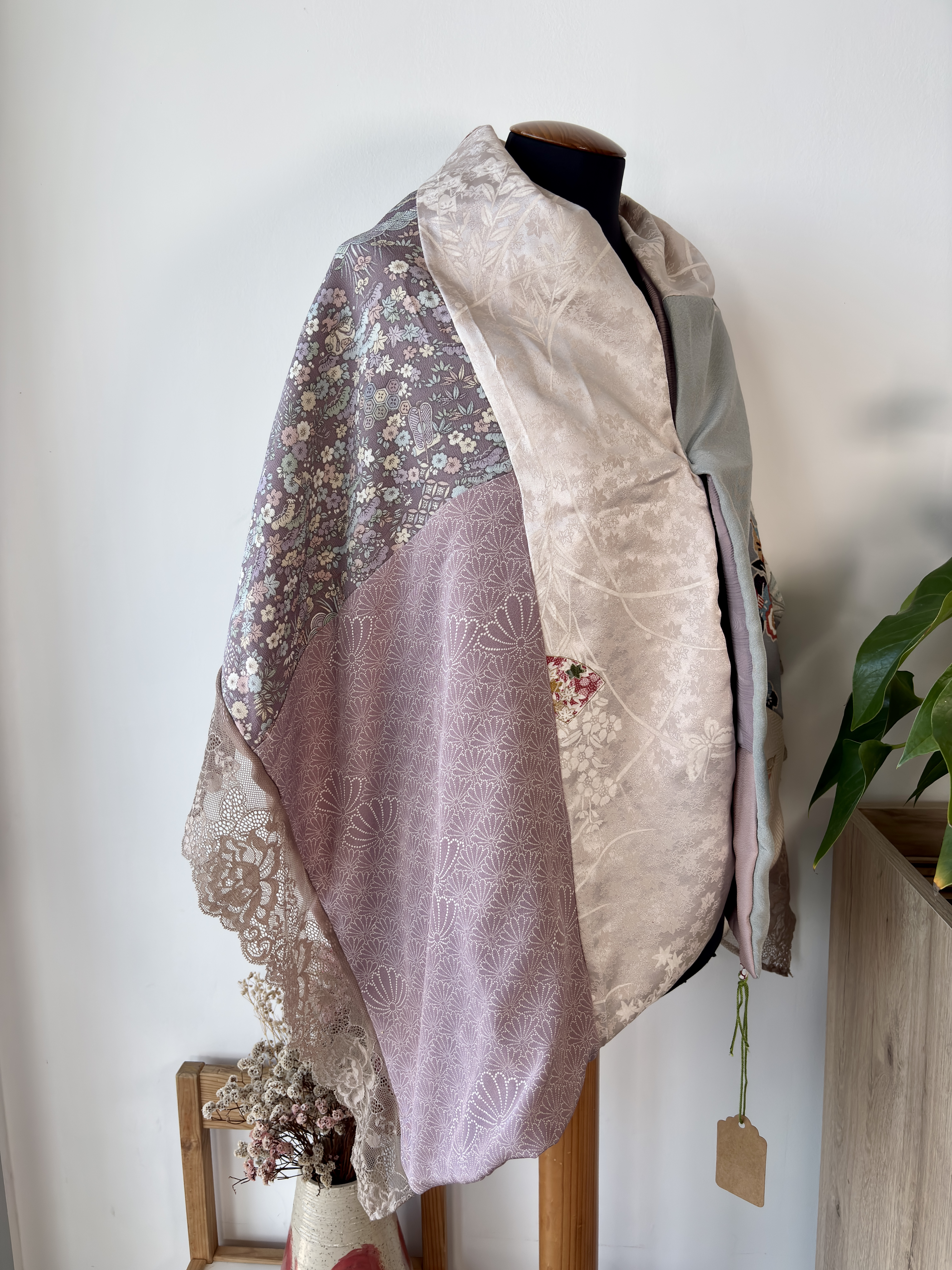 Patchwork Silk Kimono chal 