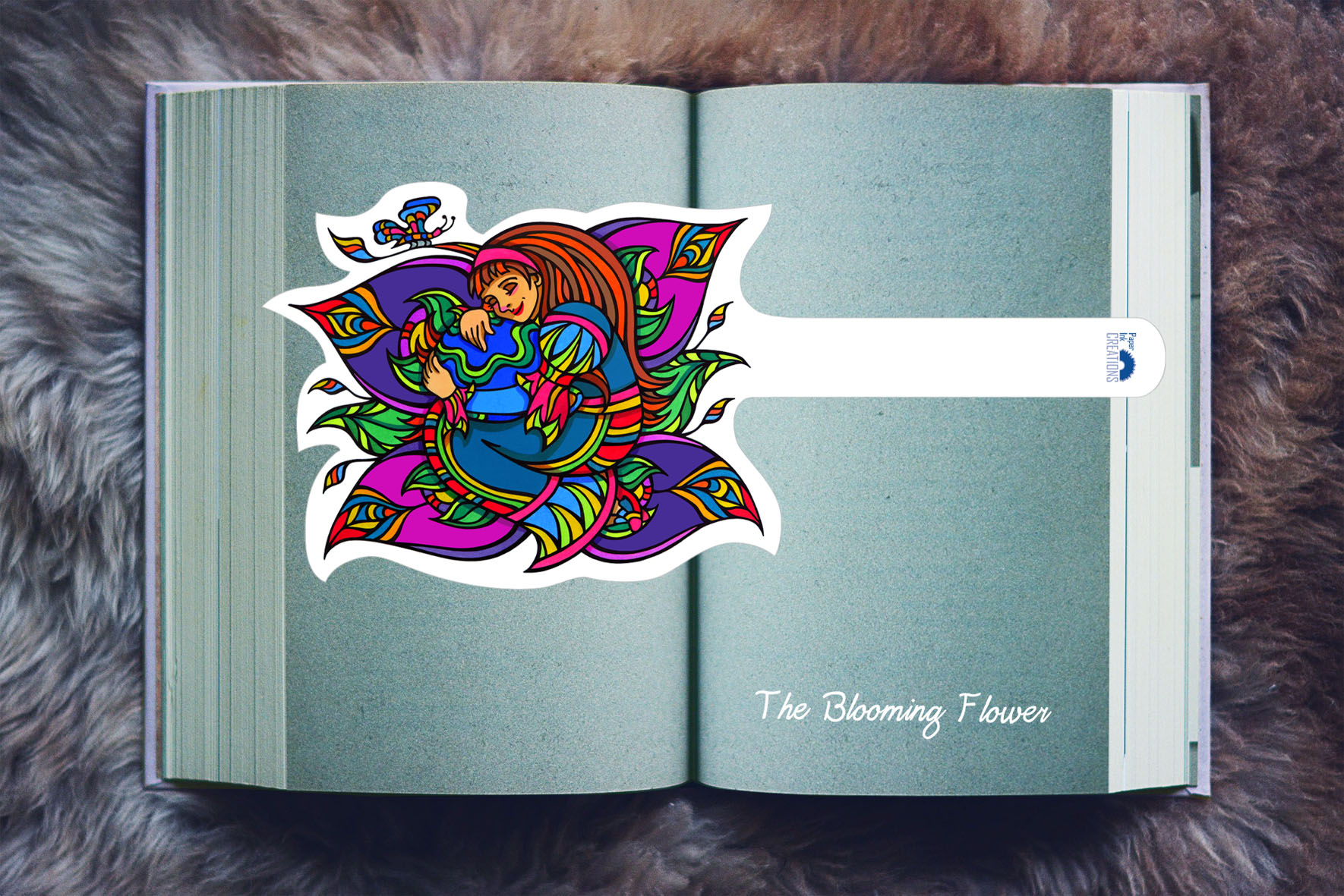 THE BLOOMING FLOWER printable and foldable bookmark