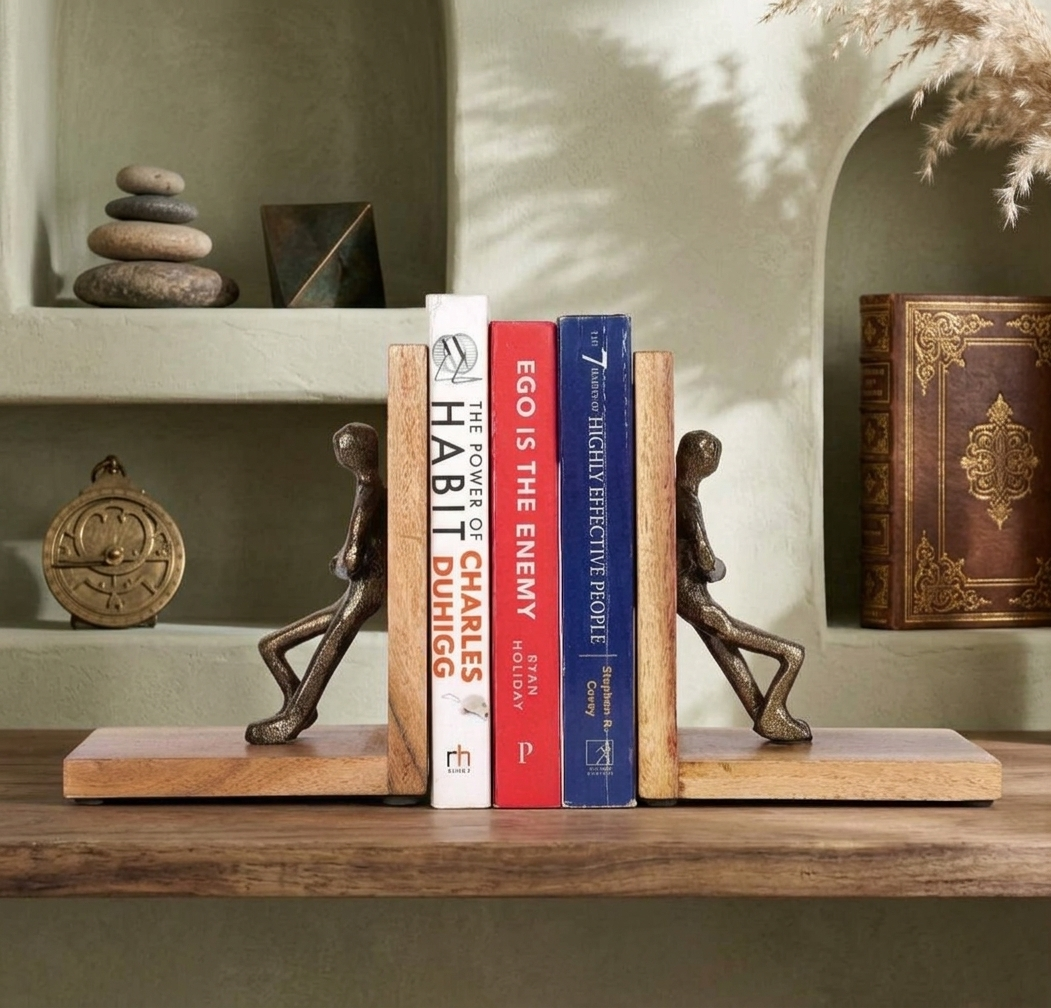 Bookends Wall Stand men Stylish Metal And Wood