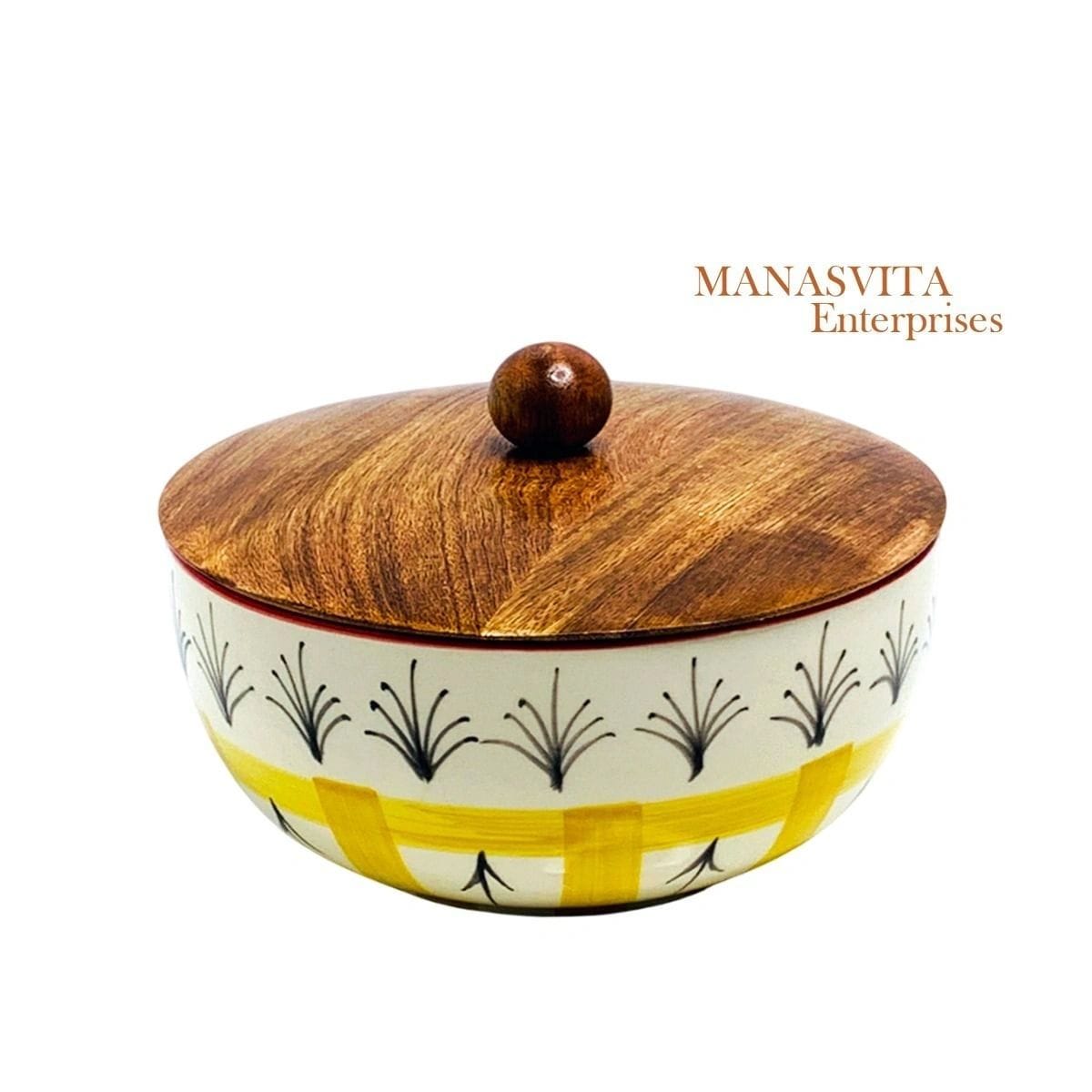 Ceramic Bowl with Wooden Lid