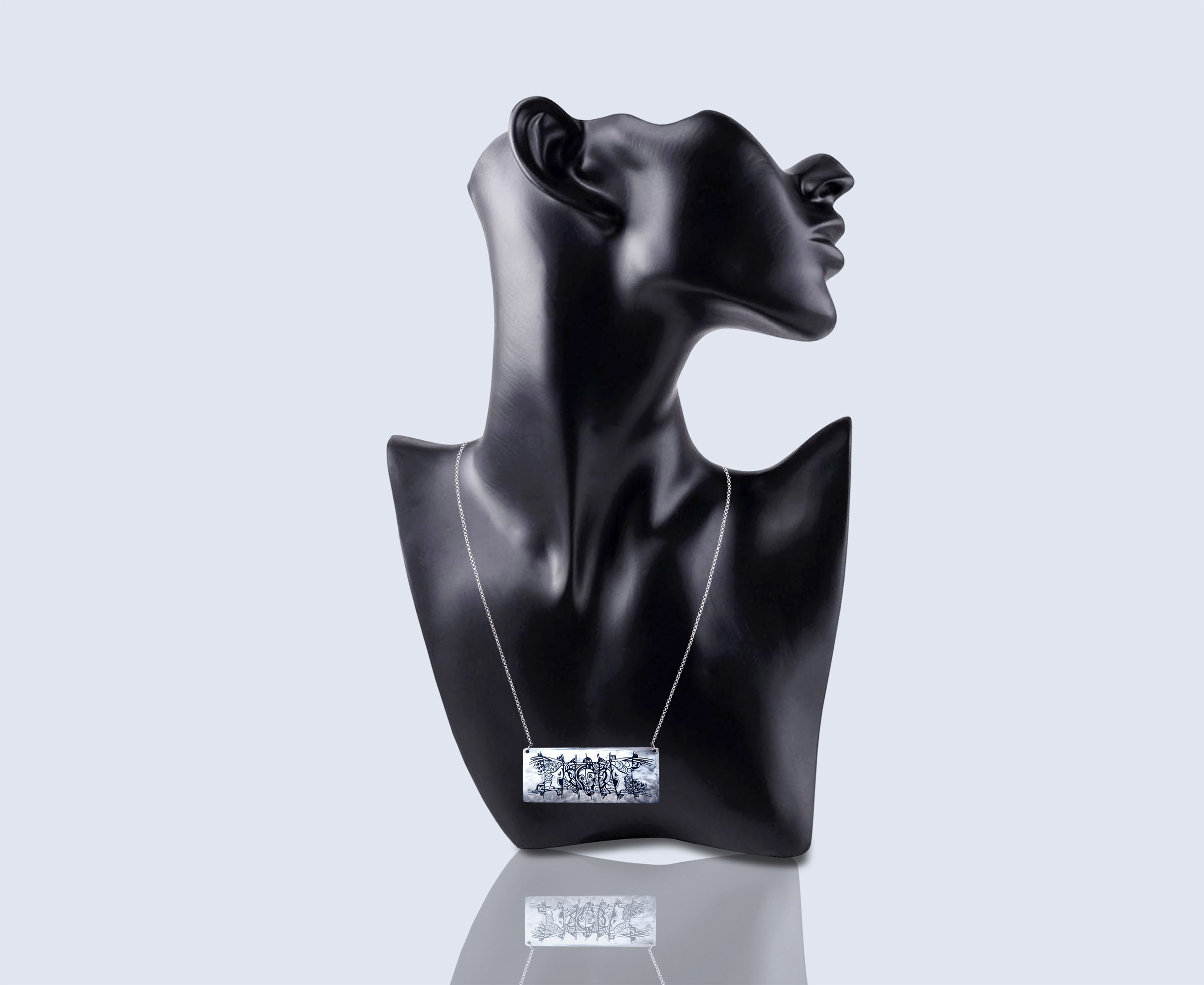 Engraved necklace PHASES