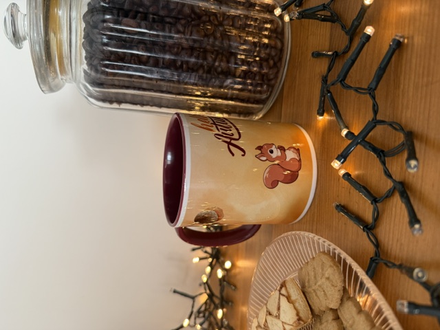 Mugs colorés en céramique